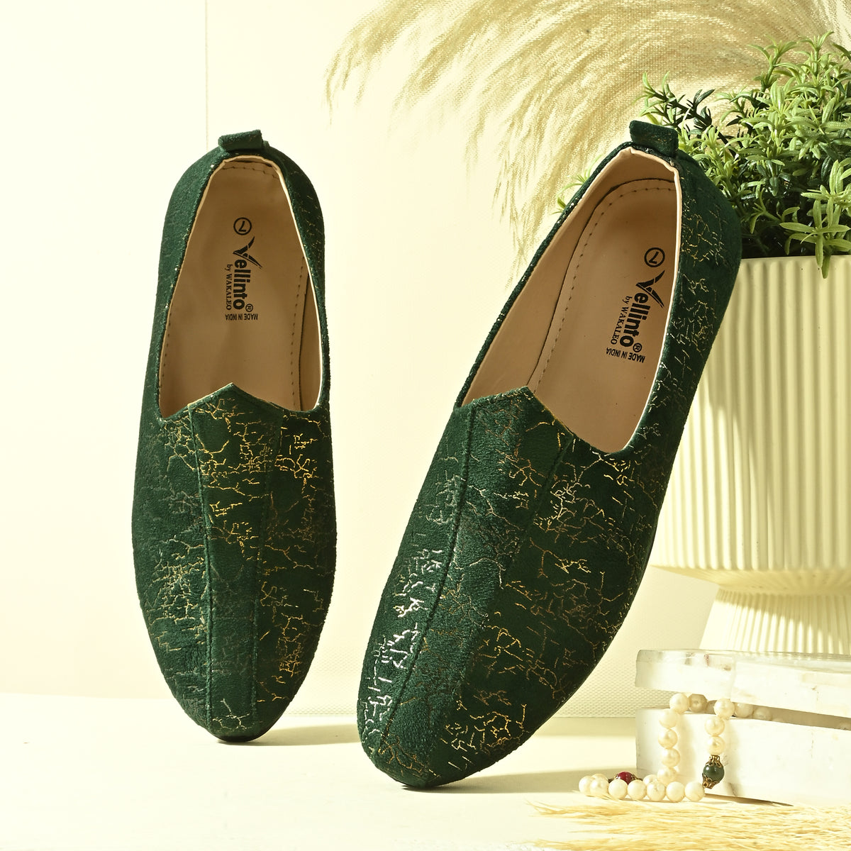 Vellinto SHAHZADA Party Wear Royal Look Mojaris Juttis Slip On For Men Espadrilles For Me
