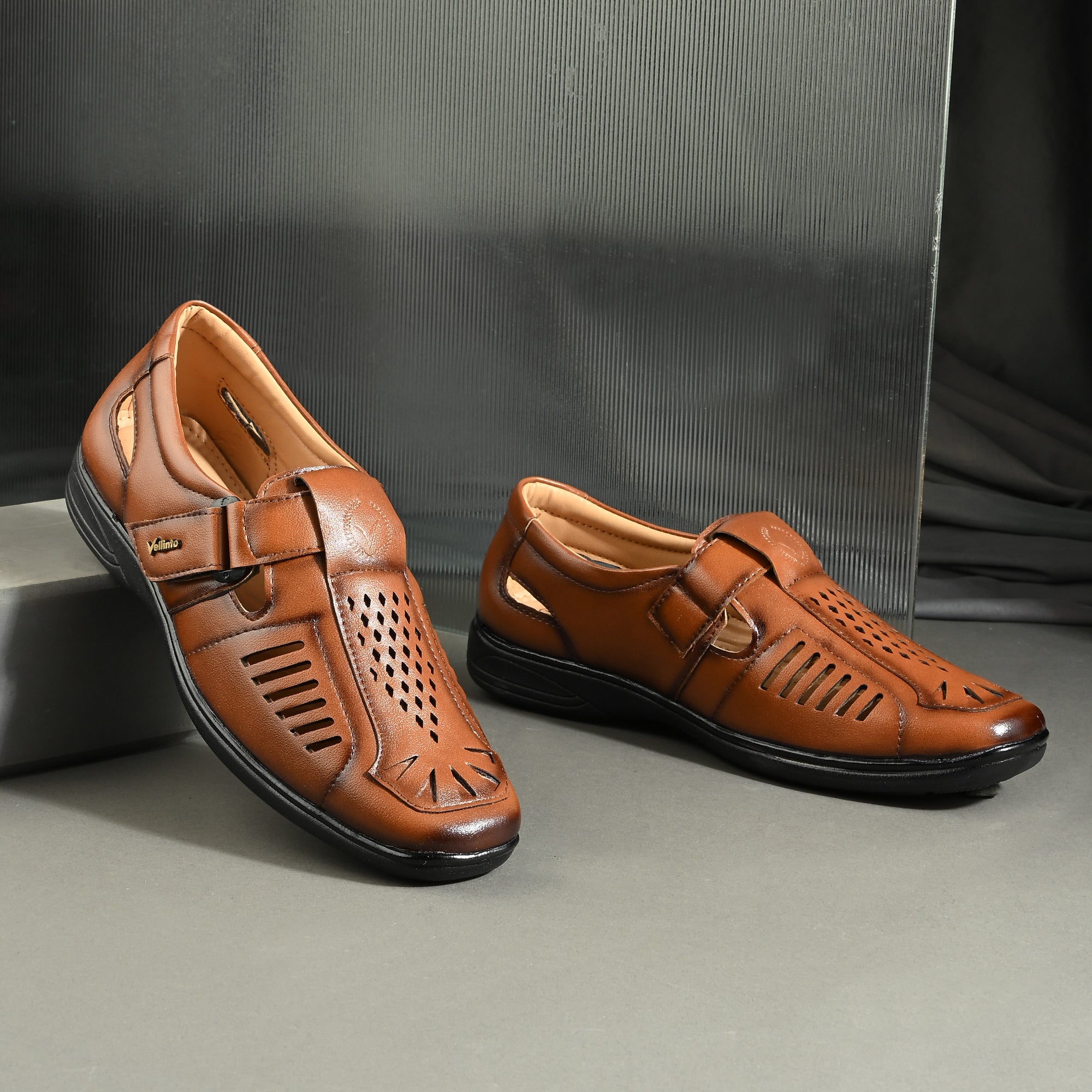 Vellinto Men Sandal