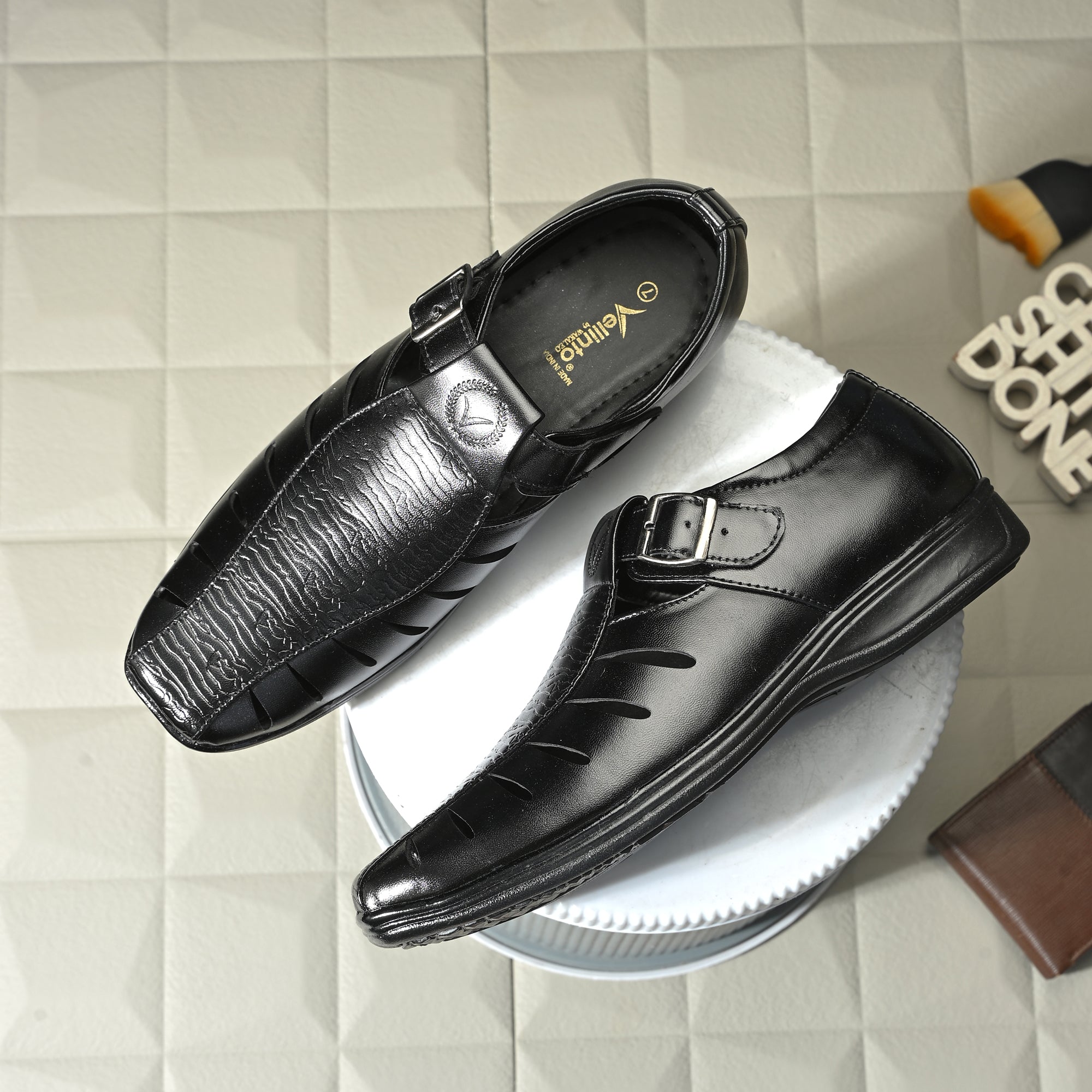 Vellinto Men Sandal