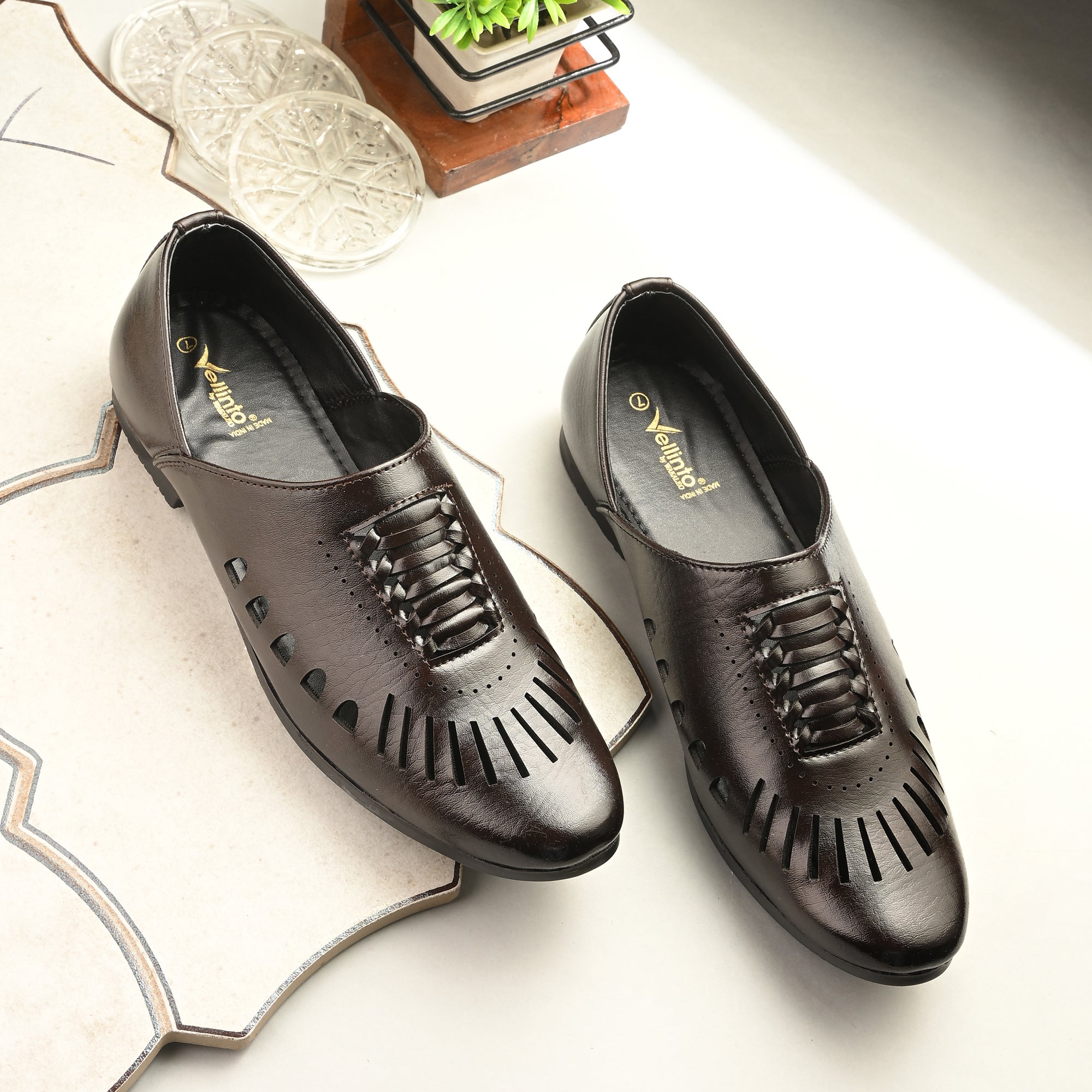 Cool, Trendy and Stylish Rajasthani Jutis/Mojaris For Men Corporate Casuals For Men