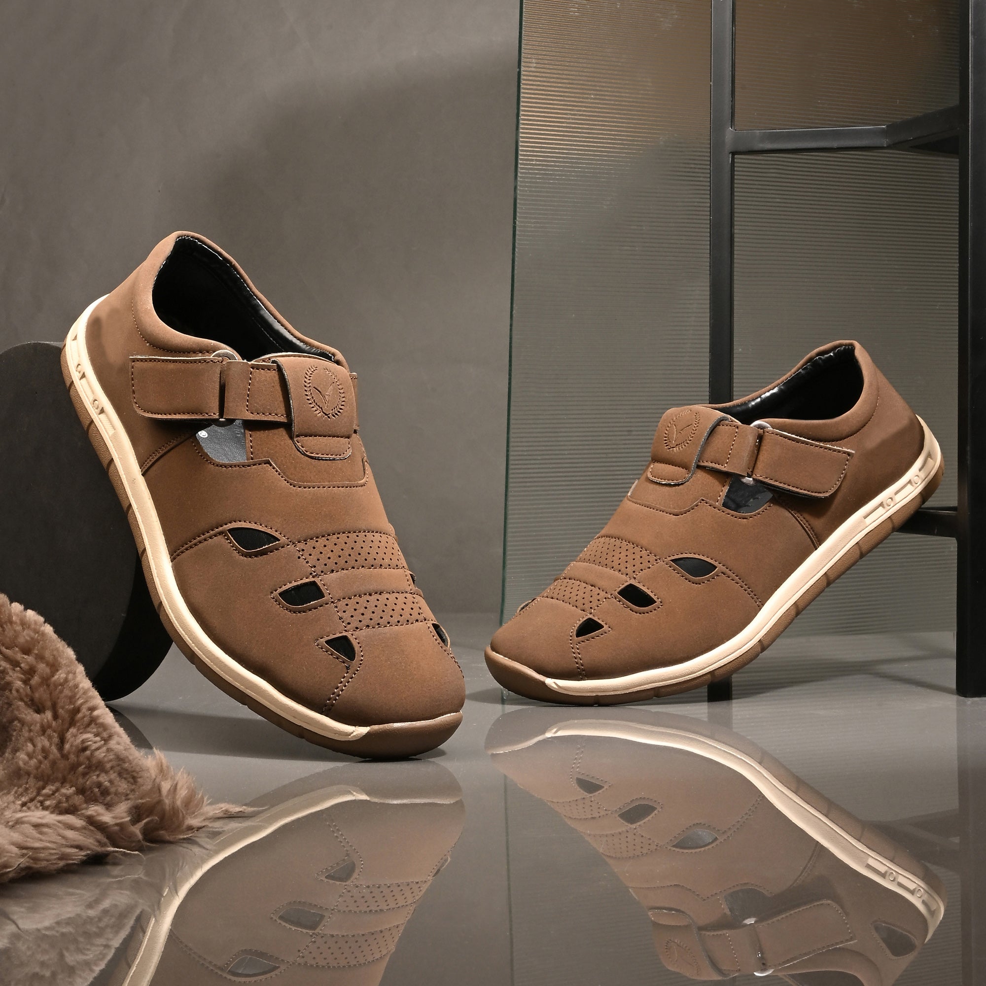 Vellinto Men Sandals