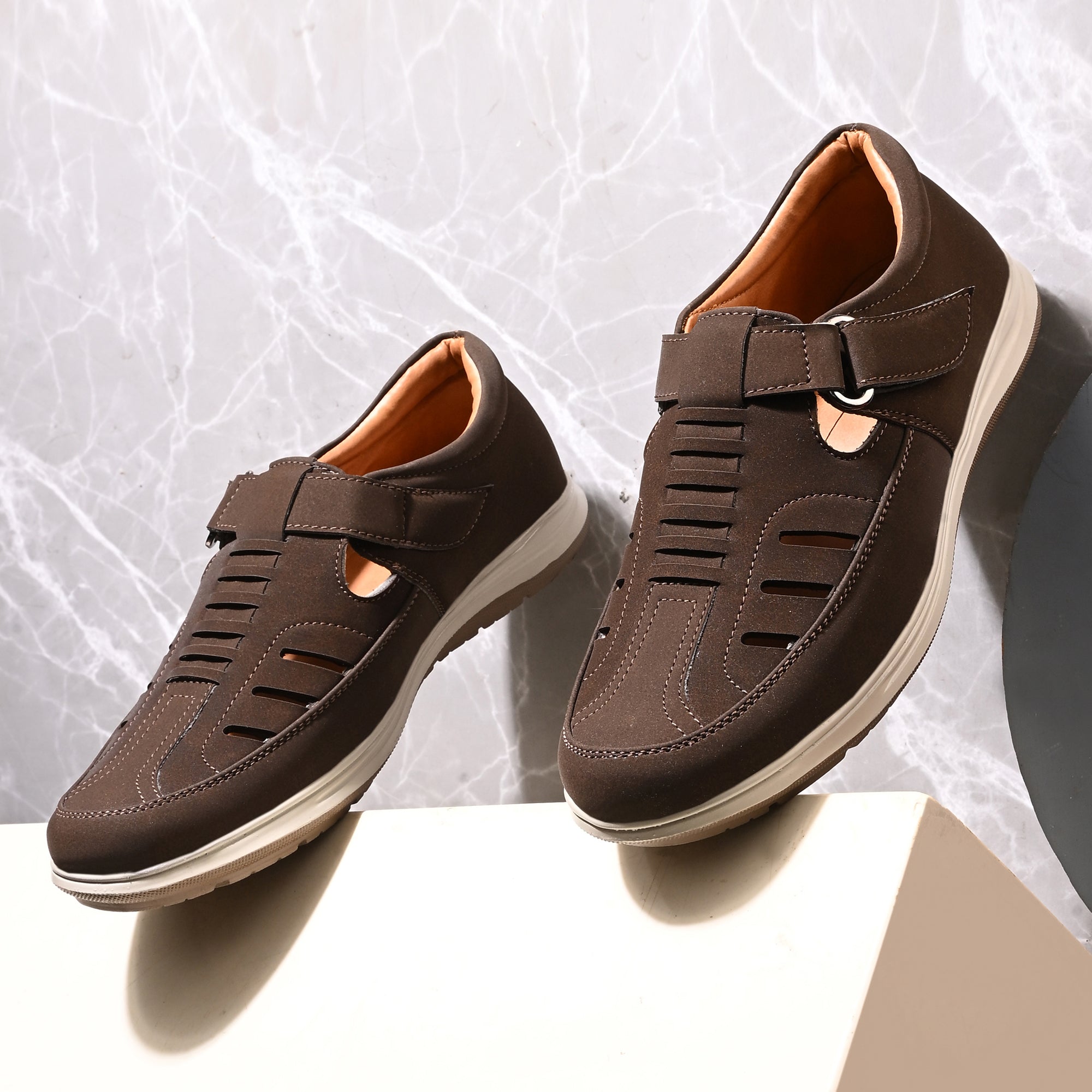 Vellinto Men Sandal