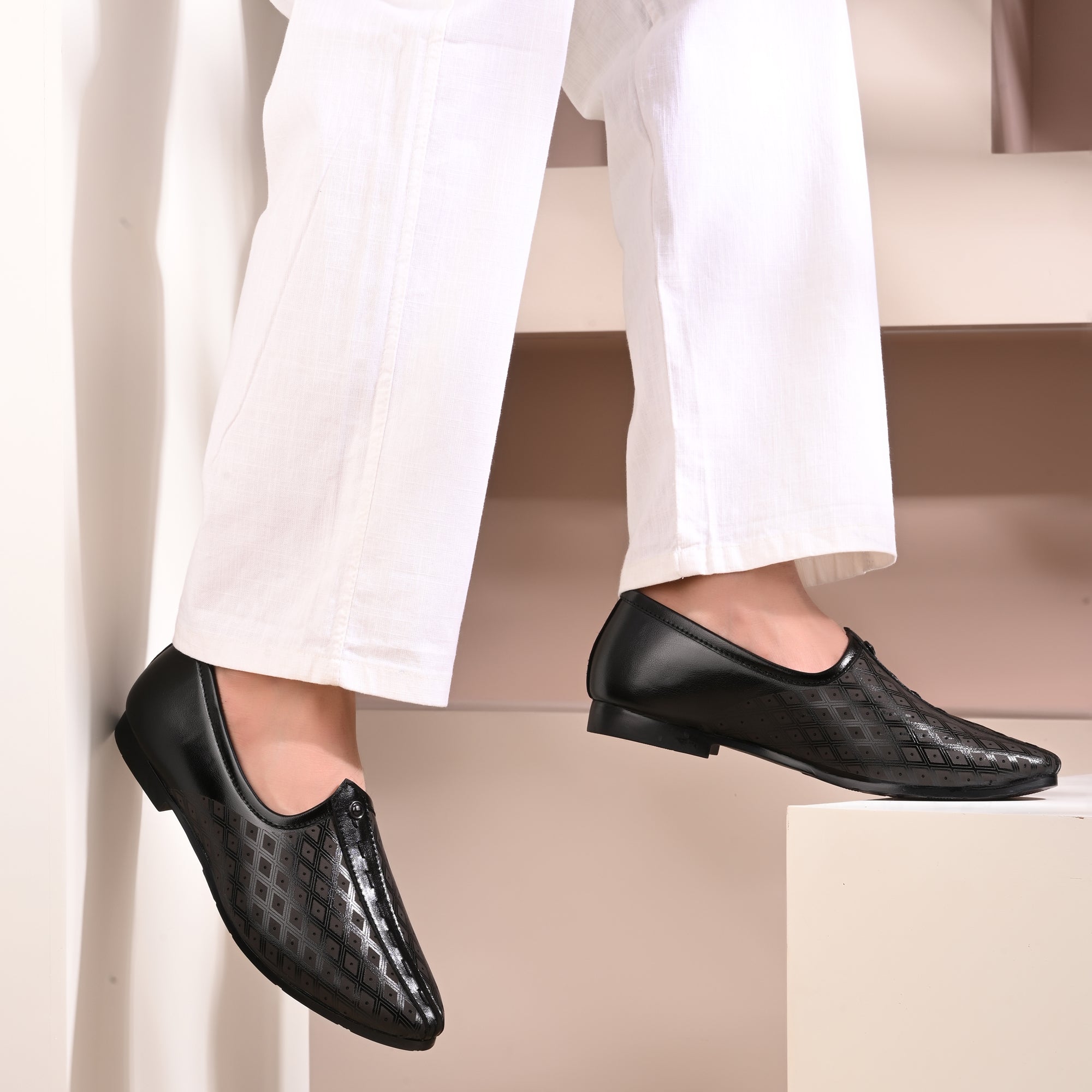 Vellinto MEHER Cool Rajasthani Ethnic Juttis For Men ll Mojaris For Men Party Wear For Men