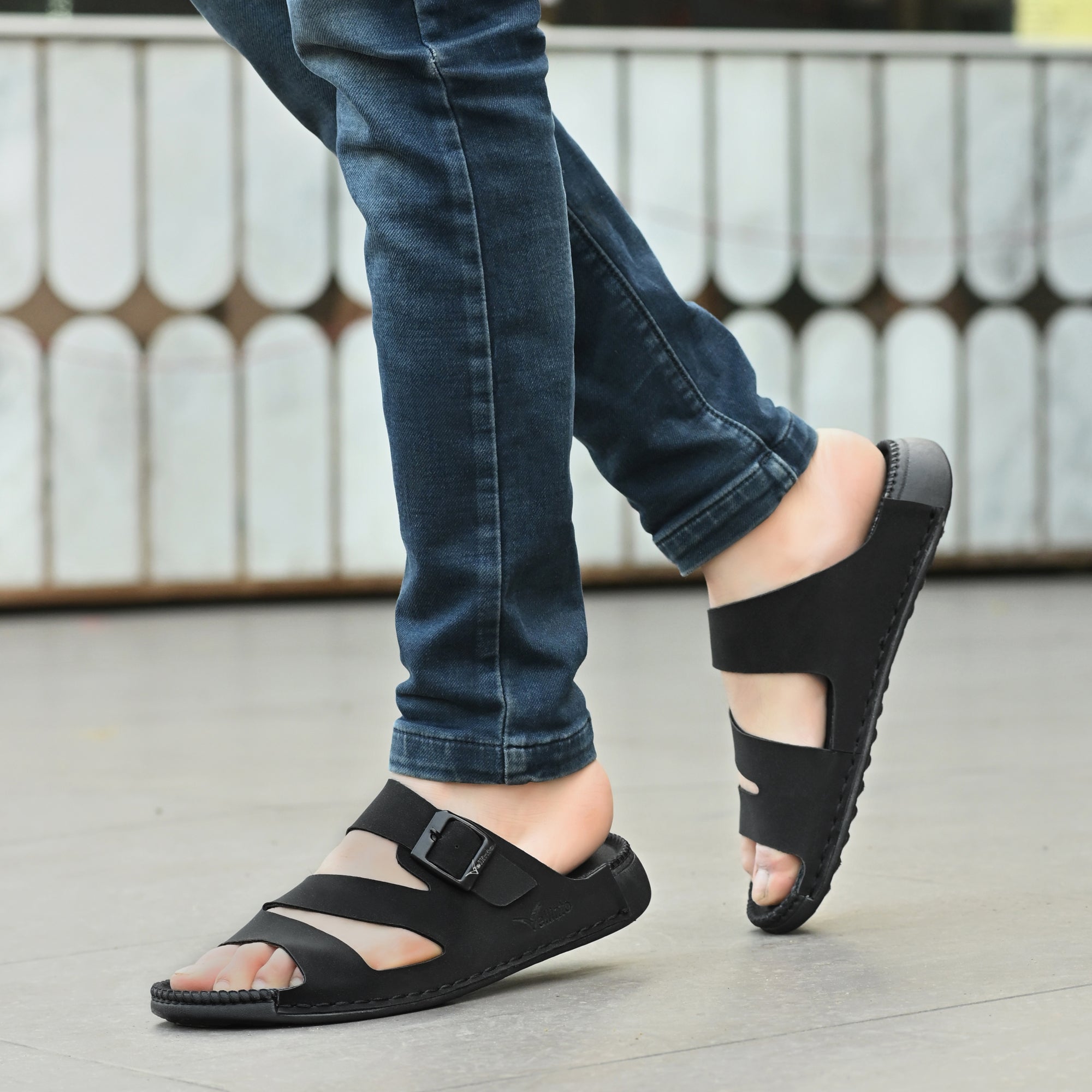 Vellinto Men Sandal
