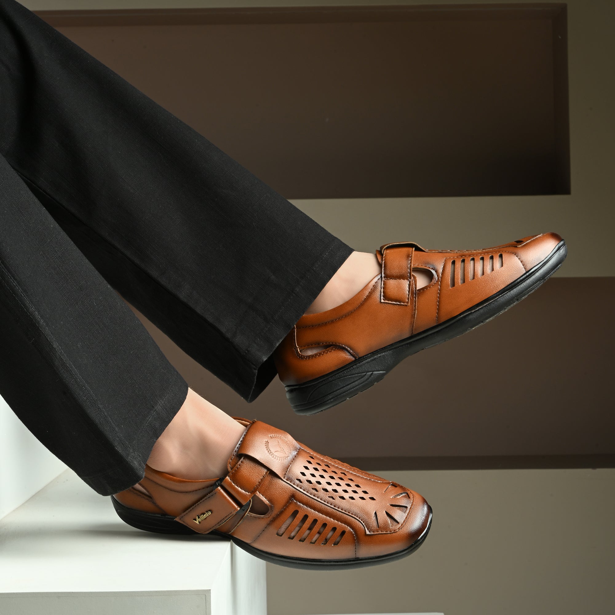 Vellinto Men Sandal