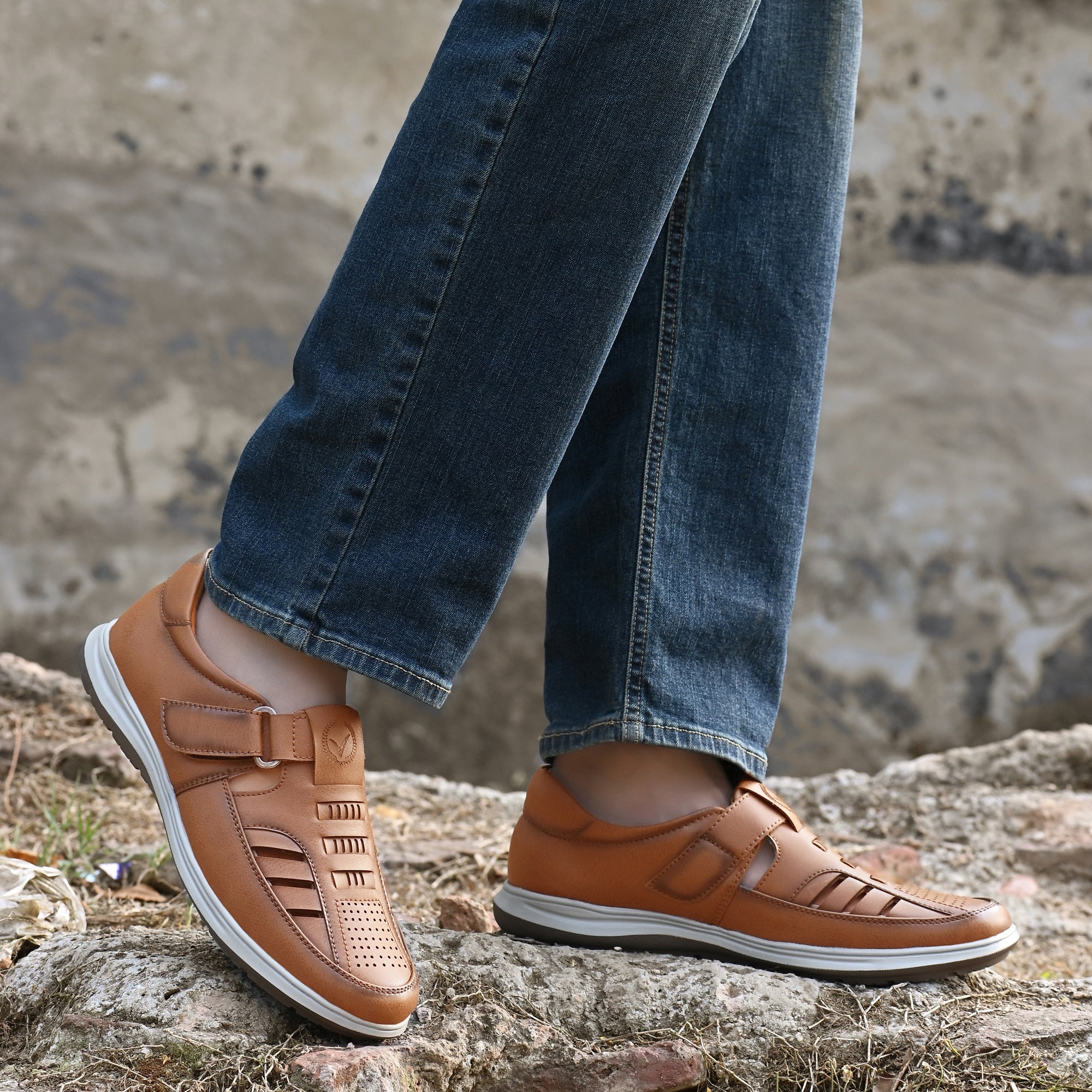 Vellinto Men Sandals