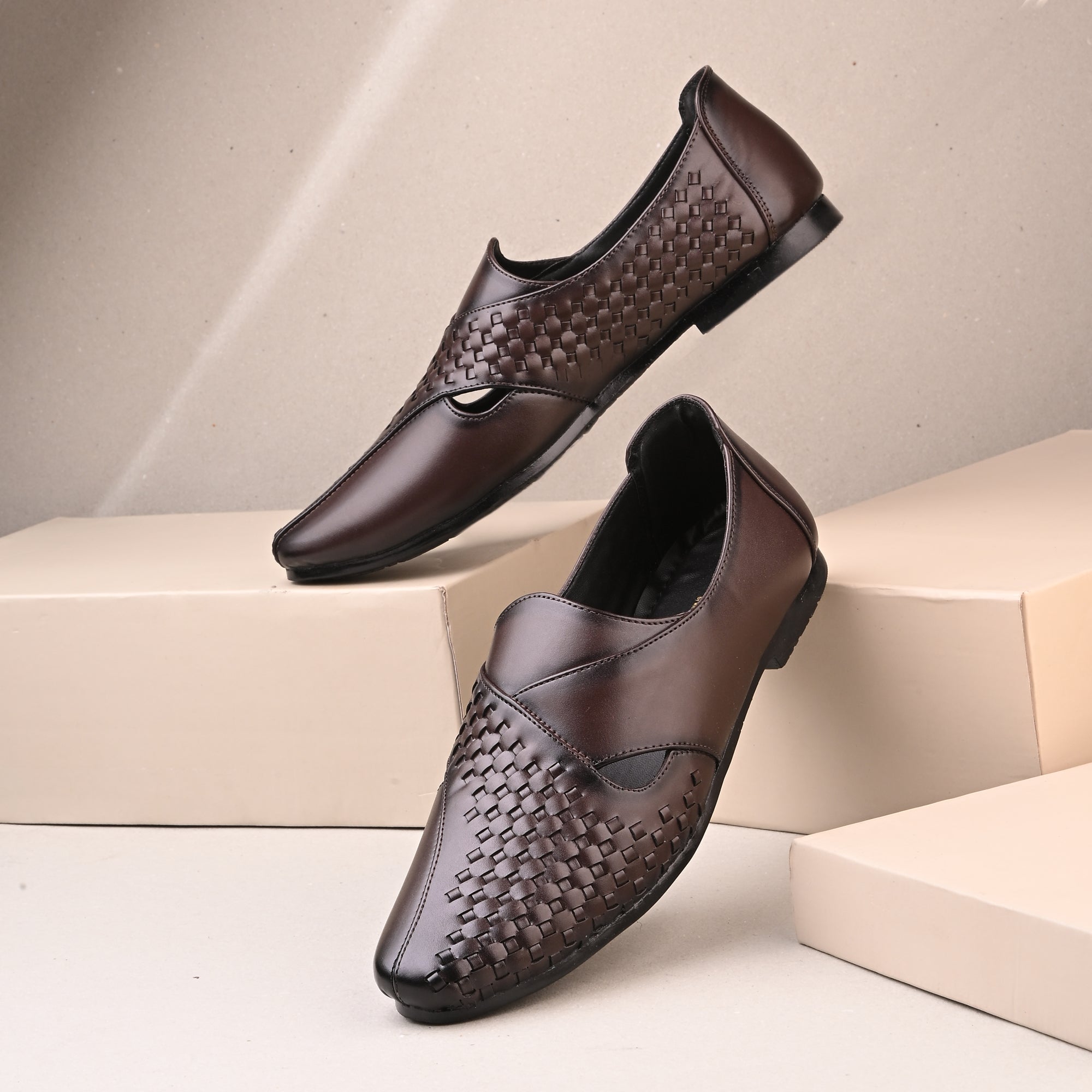 Stylish RAJAURI Ethnic Mojari for Men | PU Leather Party Wear Festive Wear Casuals For Men
