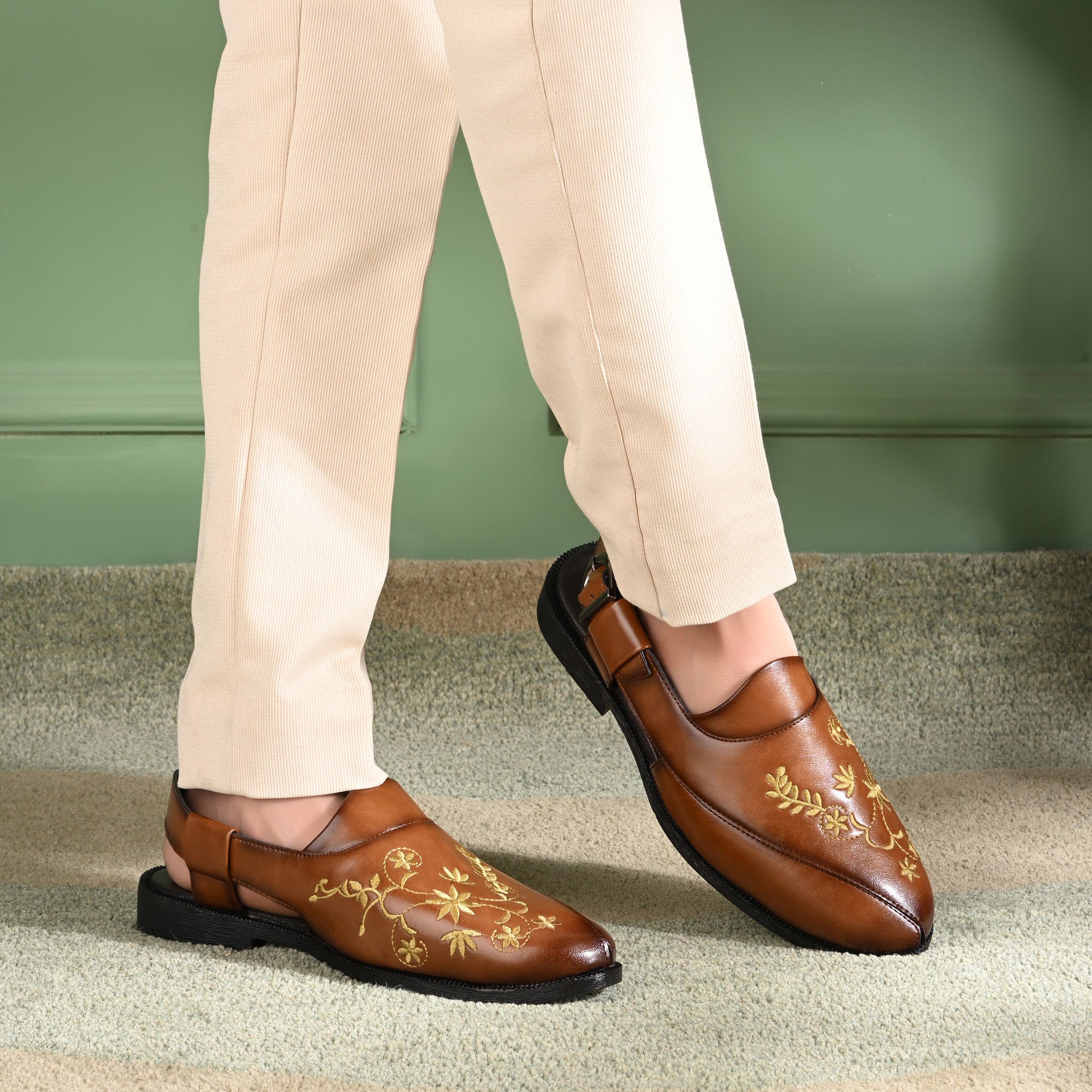 Vellinto Men Sandals