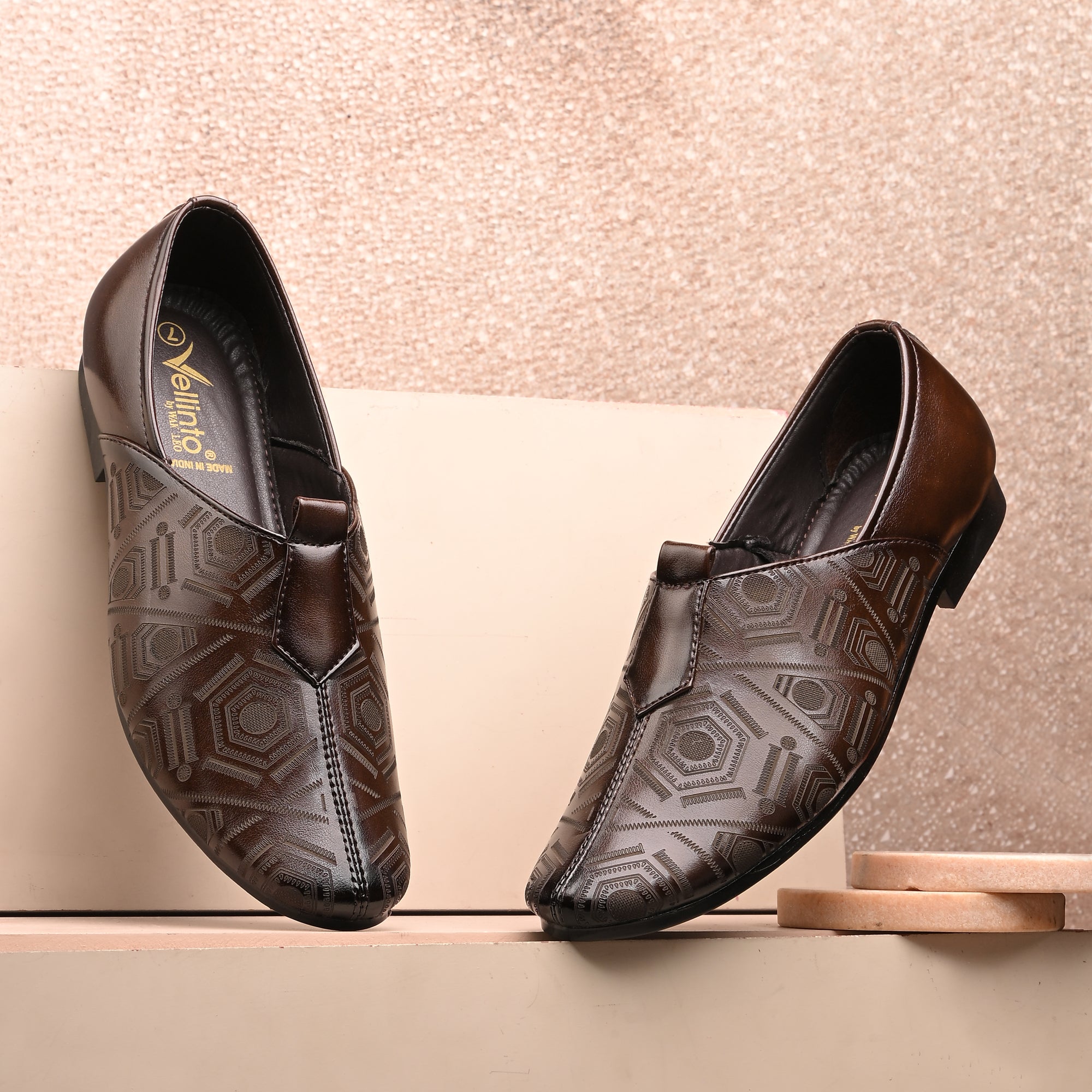 Vellinto Vellinto ZIVAH Cool Rjasthani Ethnic Jutti For Men ll Party Wear Mojari For Men Party Wear For Men
