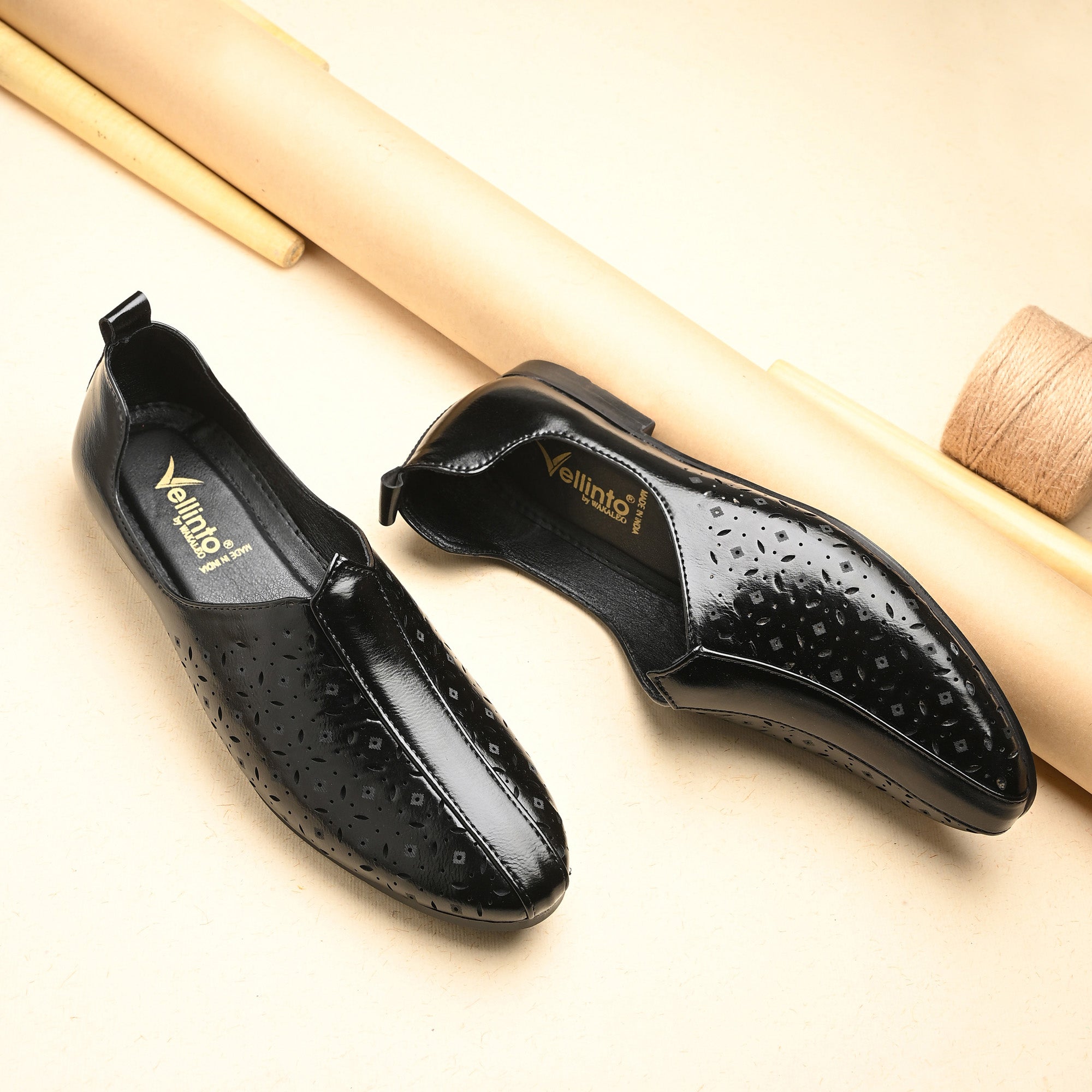 Vellinto Vellinto JASHN Cool Rajasthani Jutis Mojaris Nagra For Men Stylish Shoes Party Wear For Men