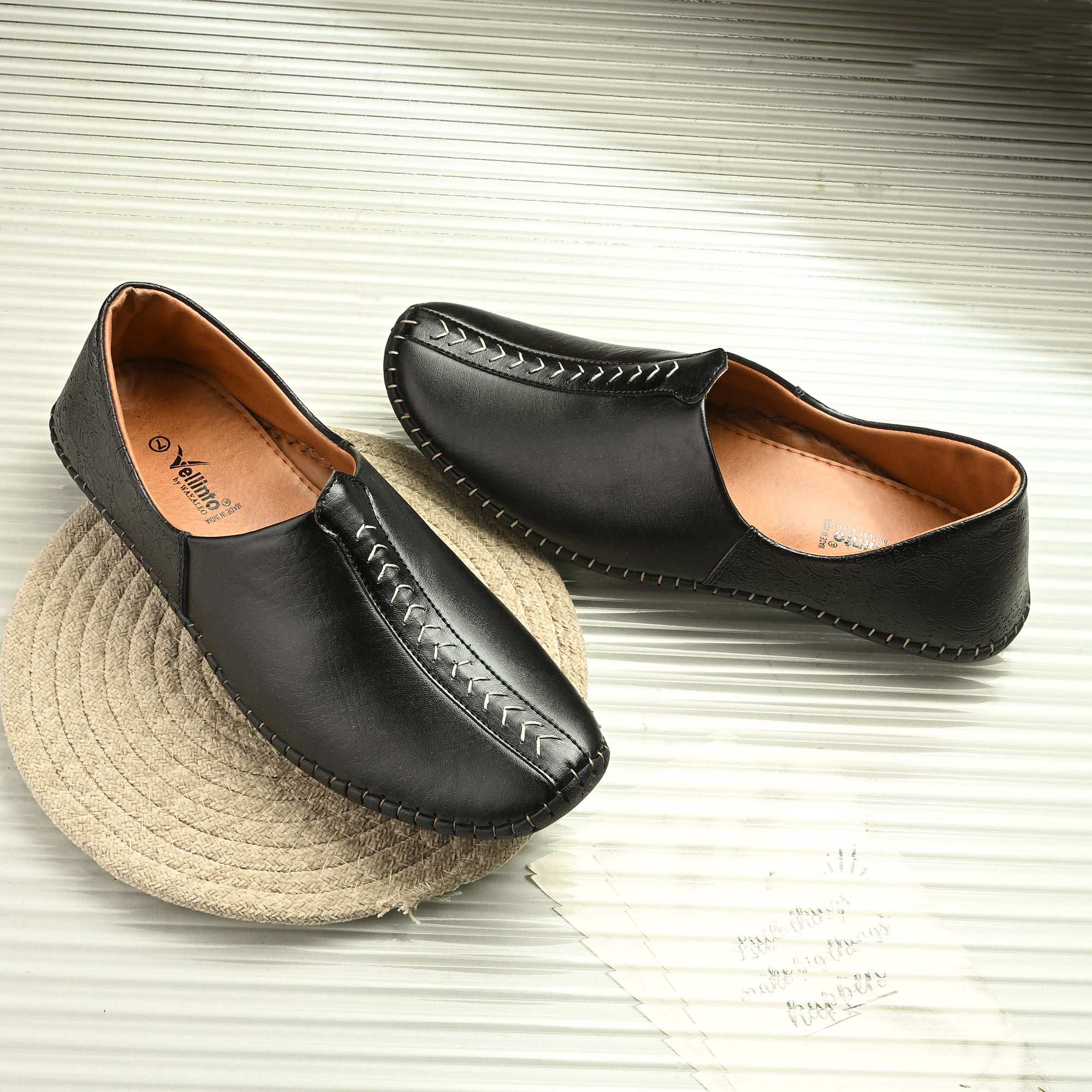 Vellinto ARTIZAN Cool Rajasthani Stitched Design Jutis Mojaris Nagra For Men Casuals For Men