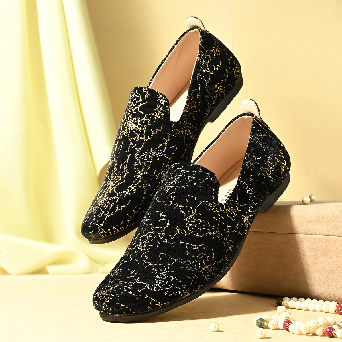 Vellinto MOONLIGHT Party Wear Royal Look Mojaris Juttis Slip On For Men Espadrilles For Men