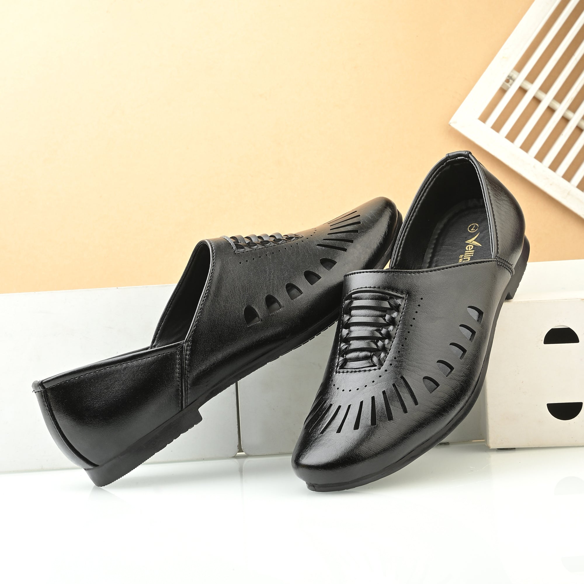 Cool, Trendy and Stylish Rajasthani Jutis/Mojaris For Men Corporate Casuals For Men