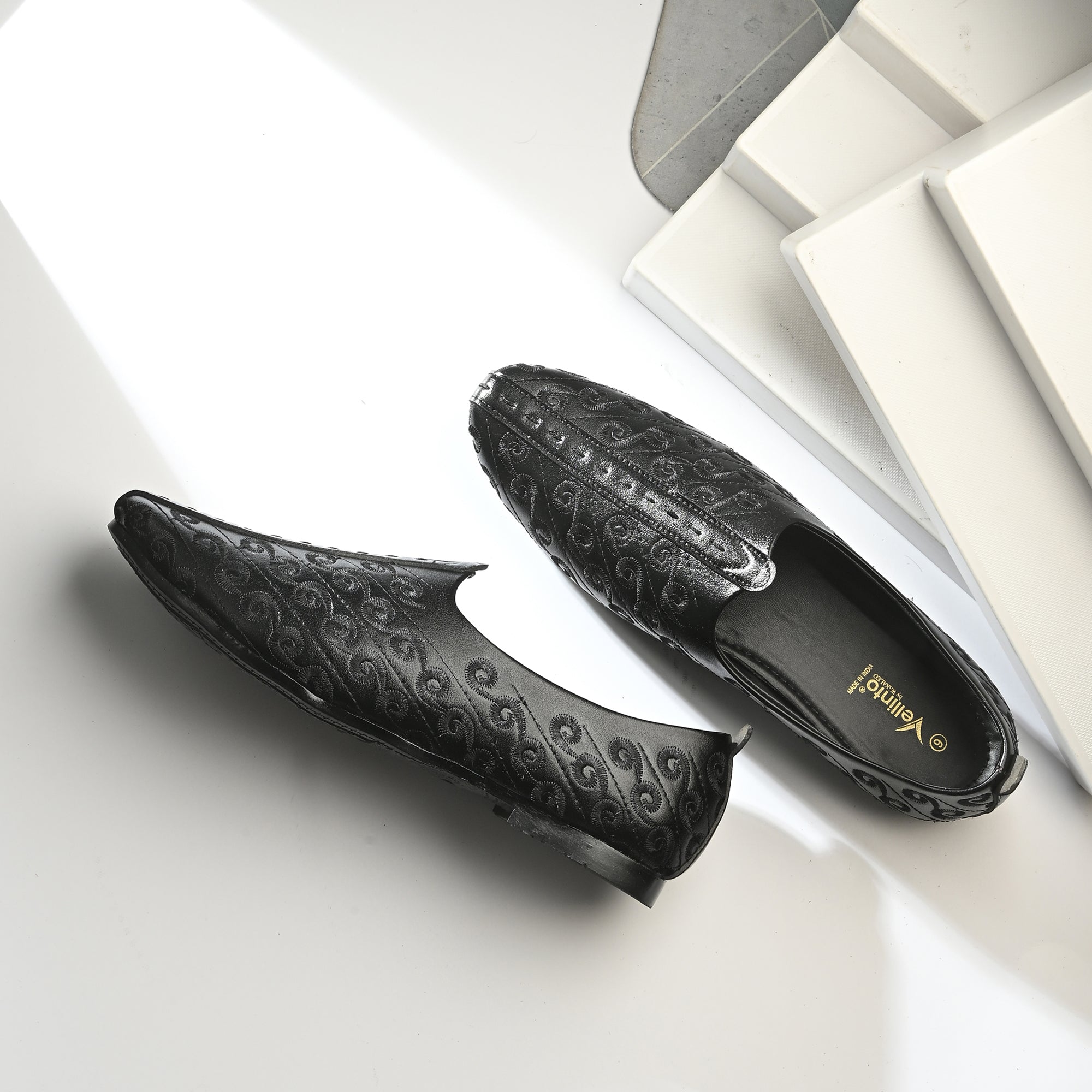 Vellinto RIWAAJ Ethnics Jutti/Mojari/Naagra For Men Casuals For Men