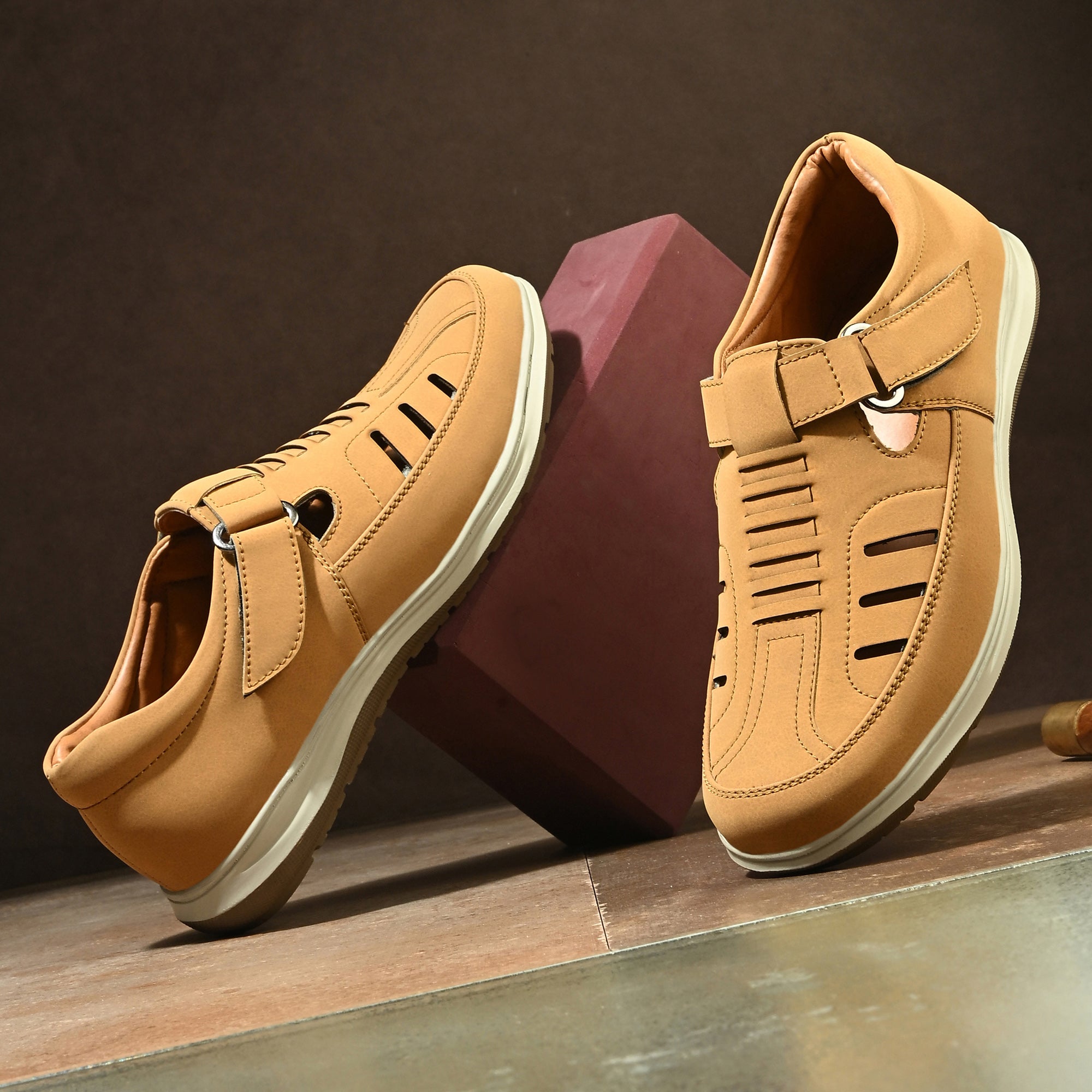Vellinto Men Sandal
