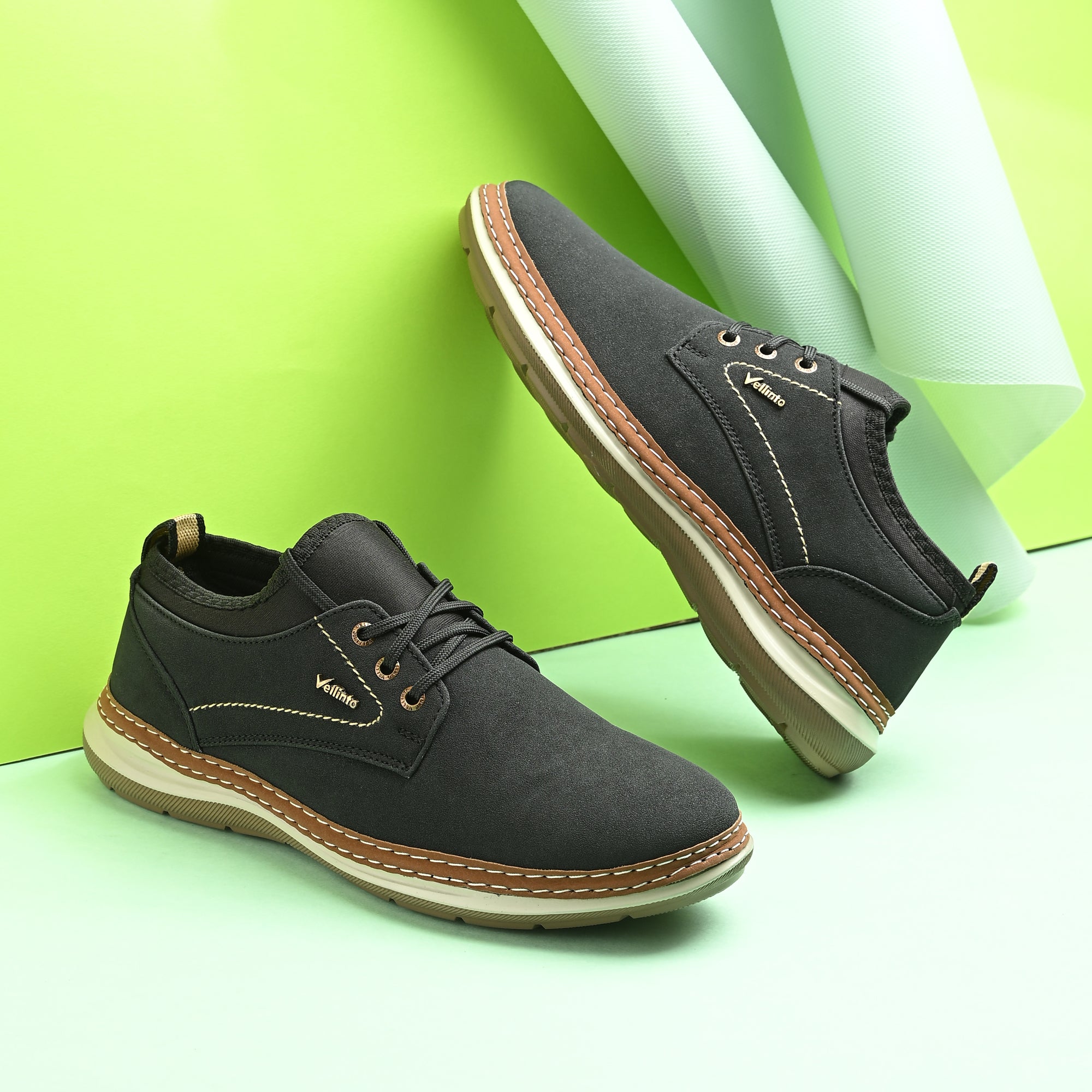 Vellinto Vellino SLIPLACE Men’s Casual Canvas Shoes with Contrast Stitching Casuals For Men