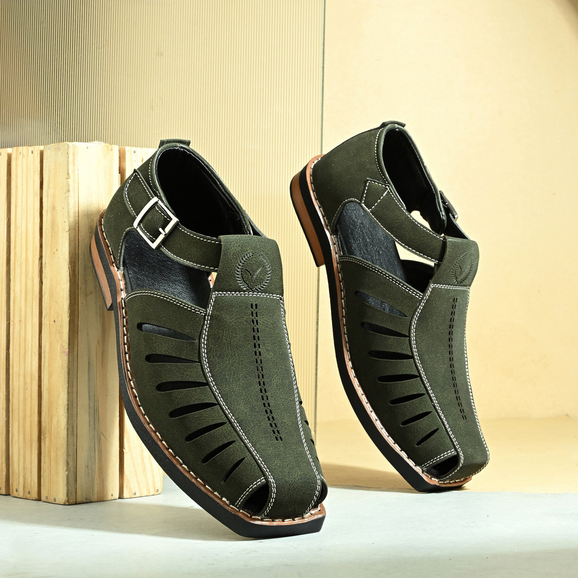 Vellinto Men Sandal