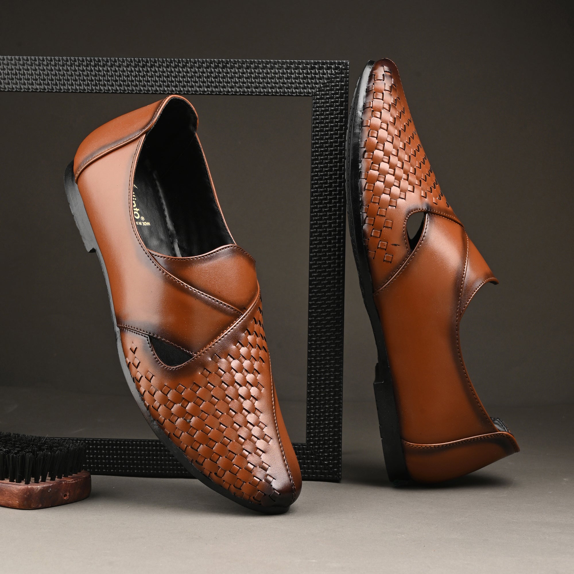 Stylish RAJAURI Ethnic Mojari for Men | PU Leather Party Wear Festive Wear Casuals For Men