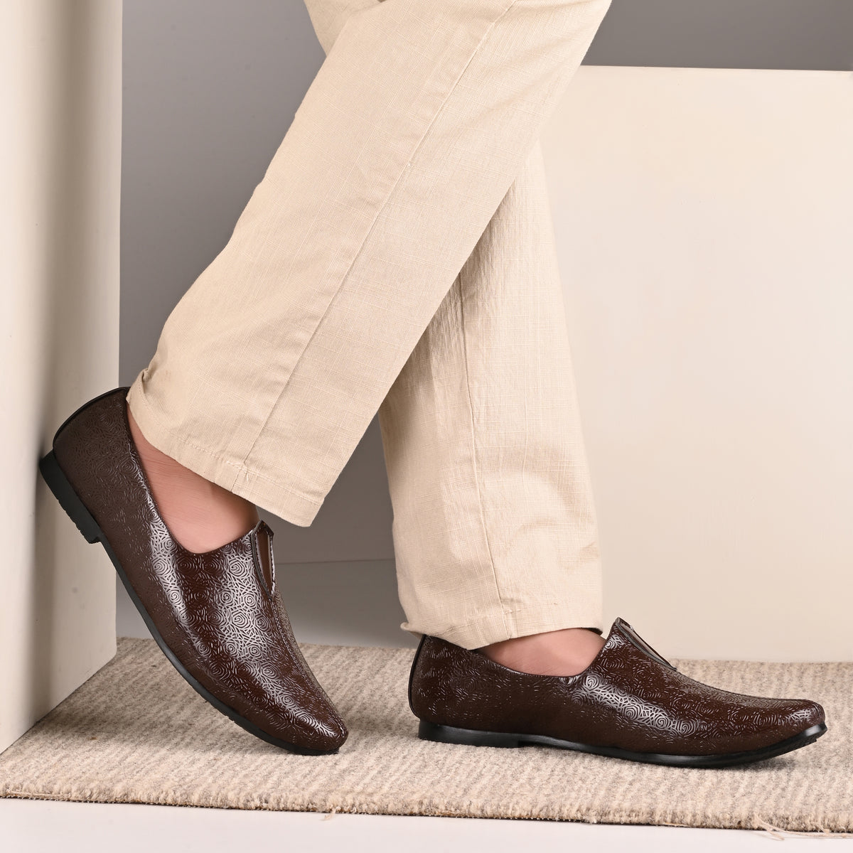 Vellinto Vellinto COUGAR Ethnic juttis/Nagra/Mojaris For Men Slip On For Men