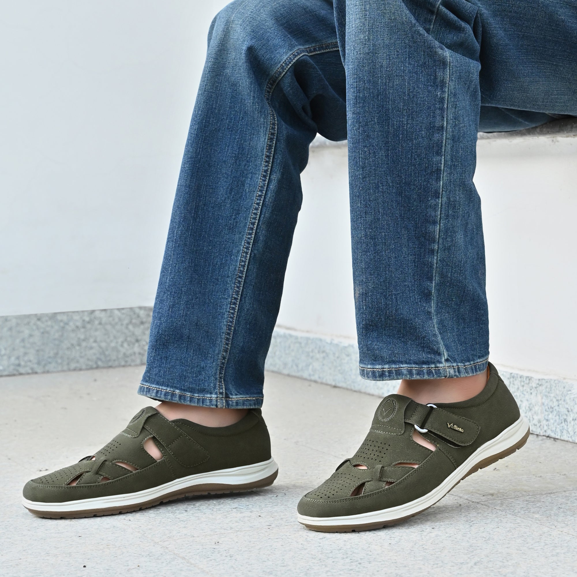Vellinto Men Sandal