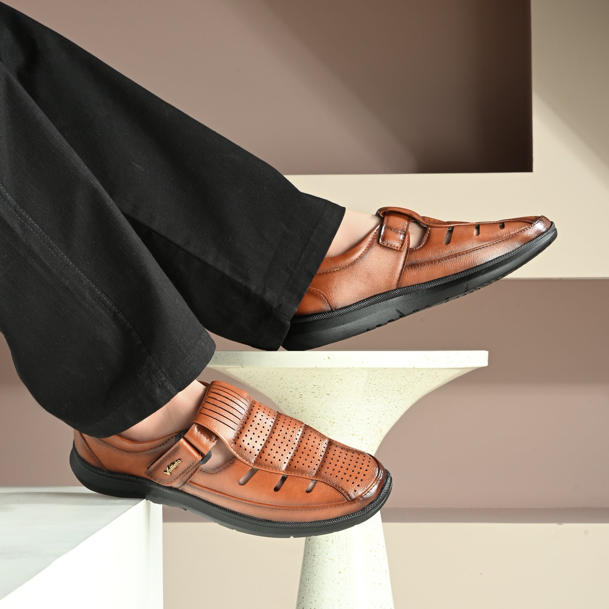 Vellinto Men Sandals