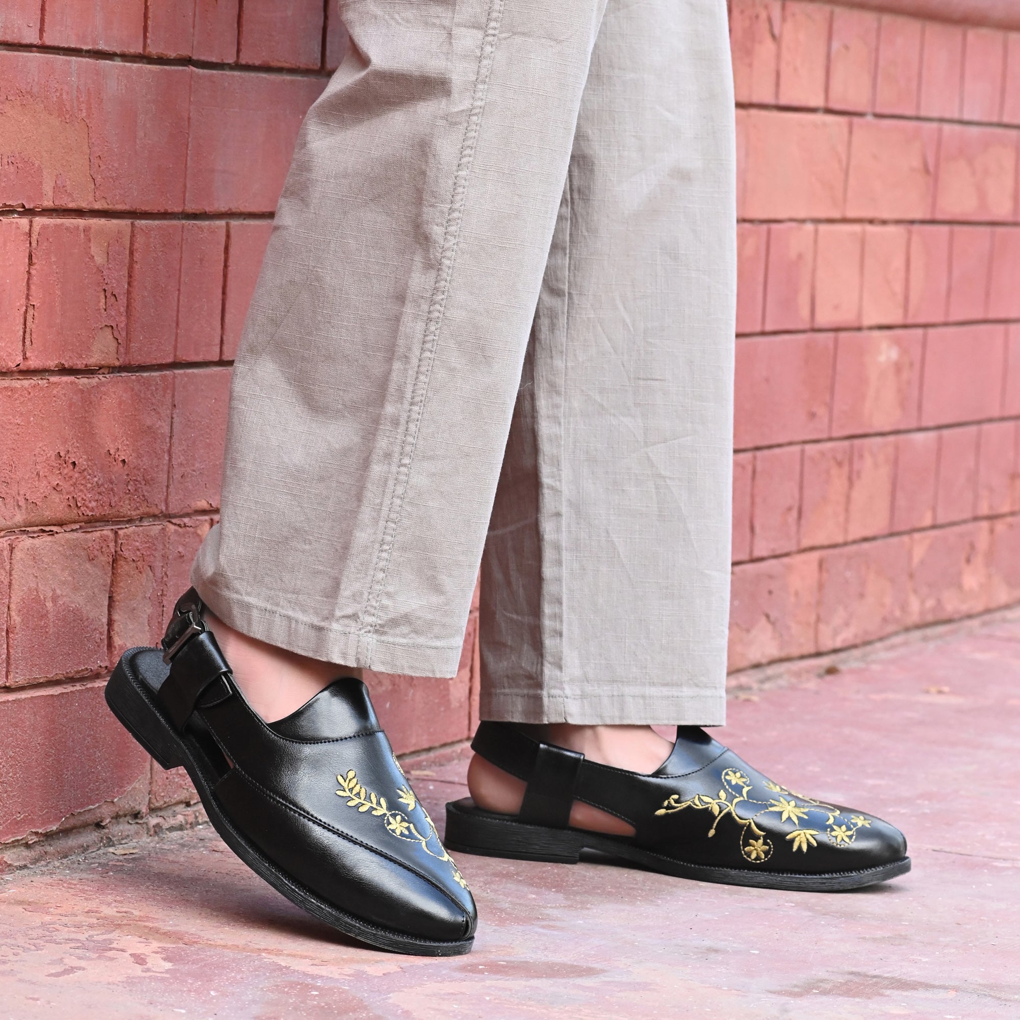 Vellinto Men Sandals