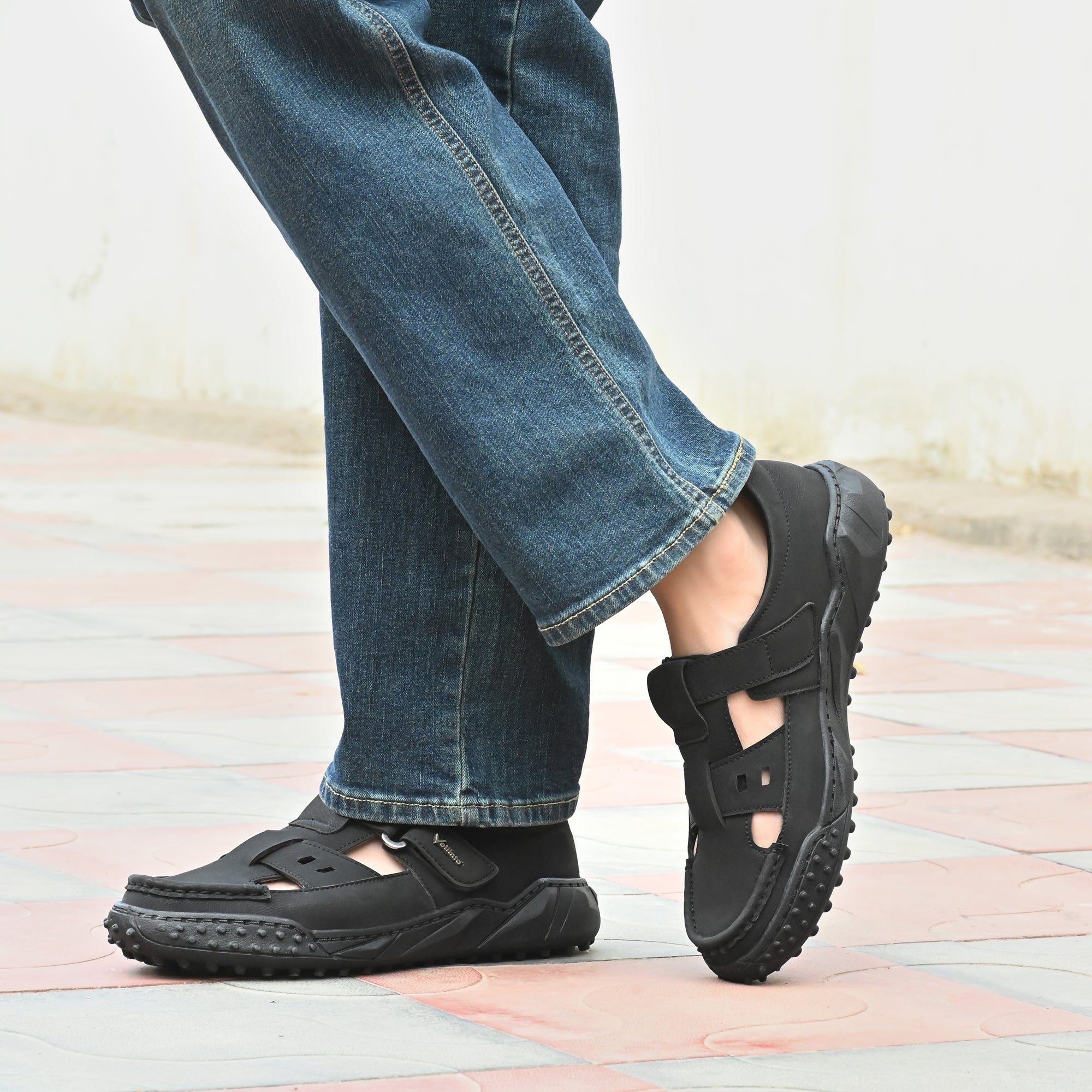 Vellinto Men Sandal