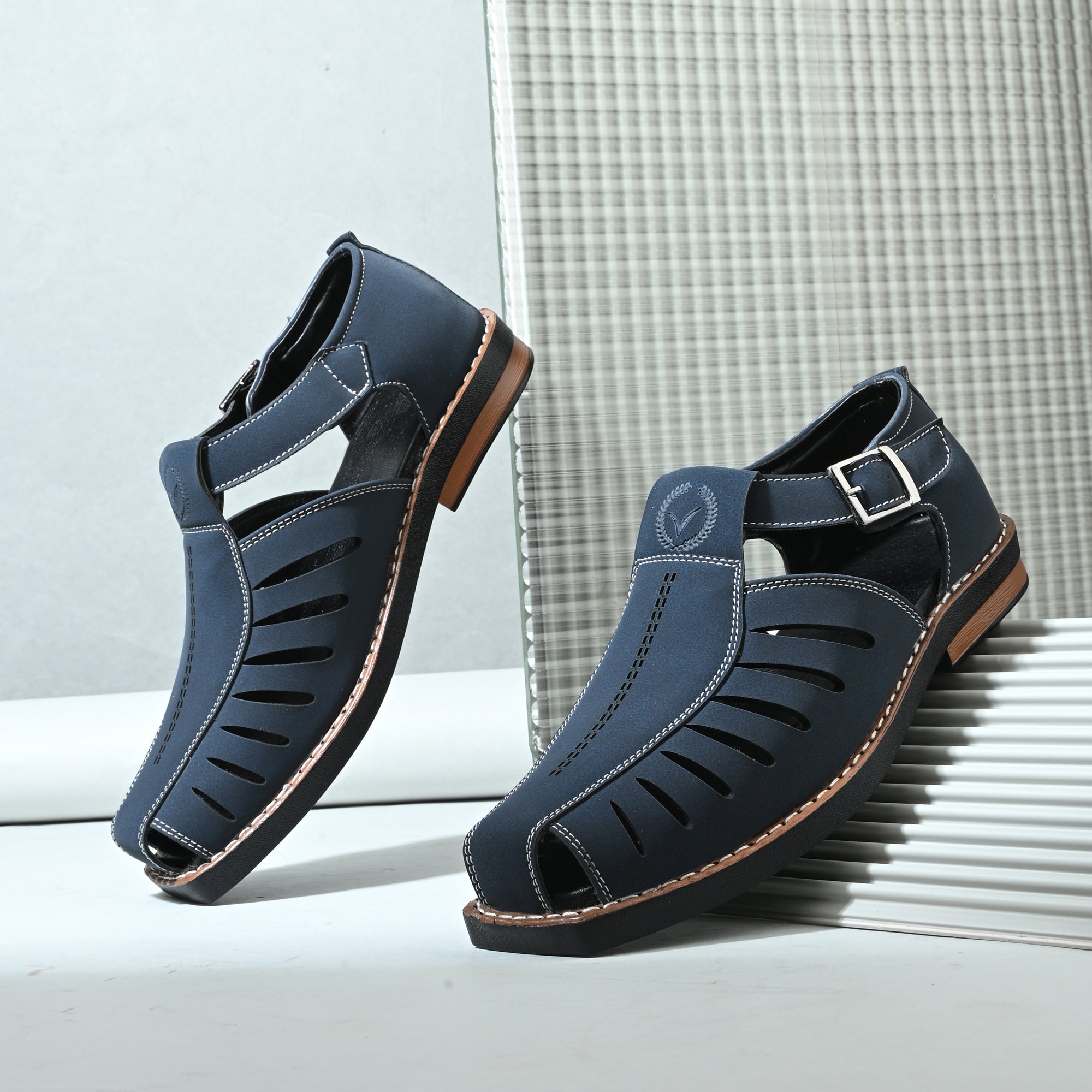 Vellinto Men Sandal