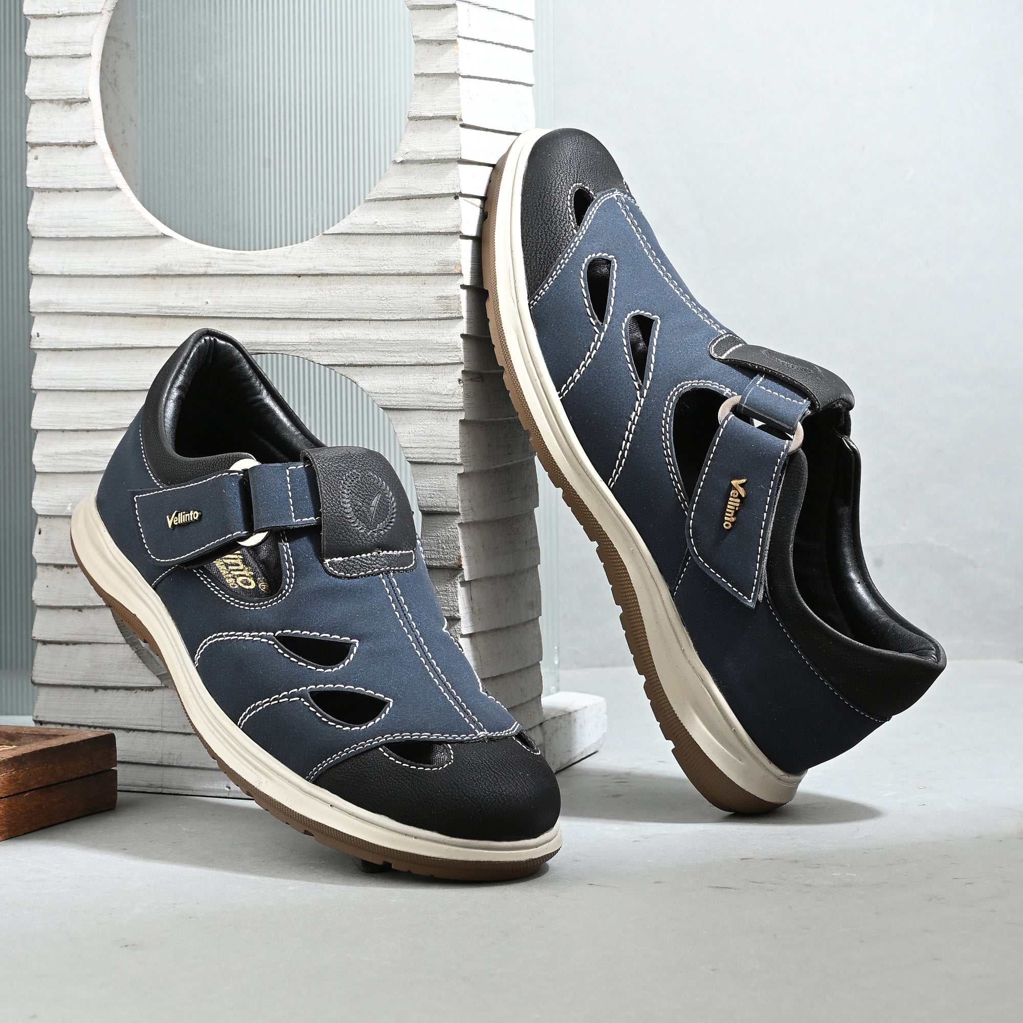 Vellinto Men Sandals