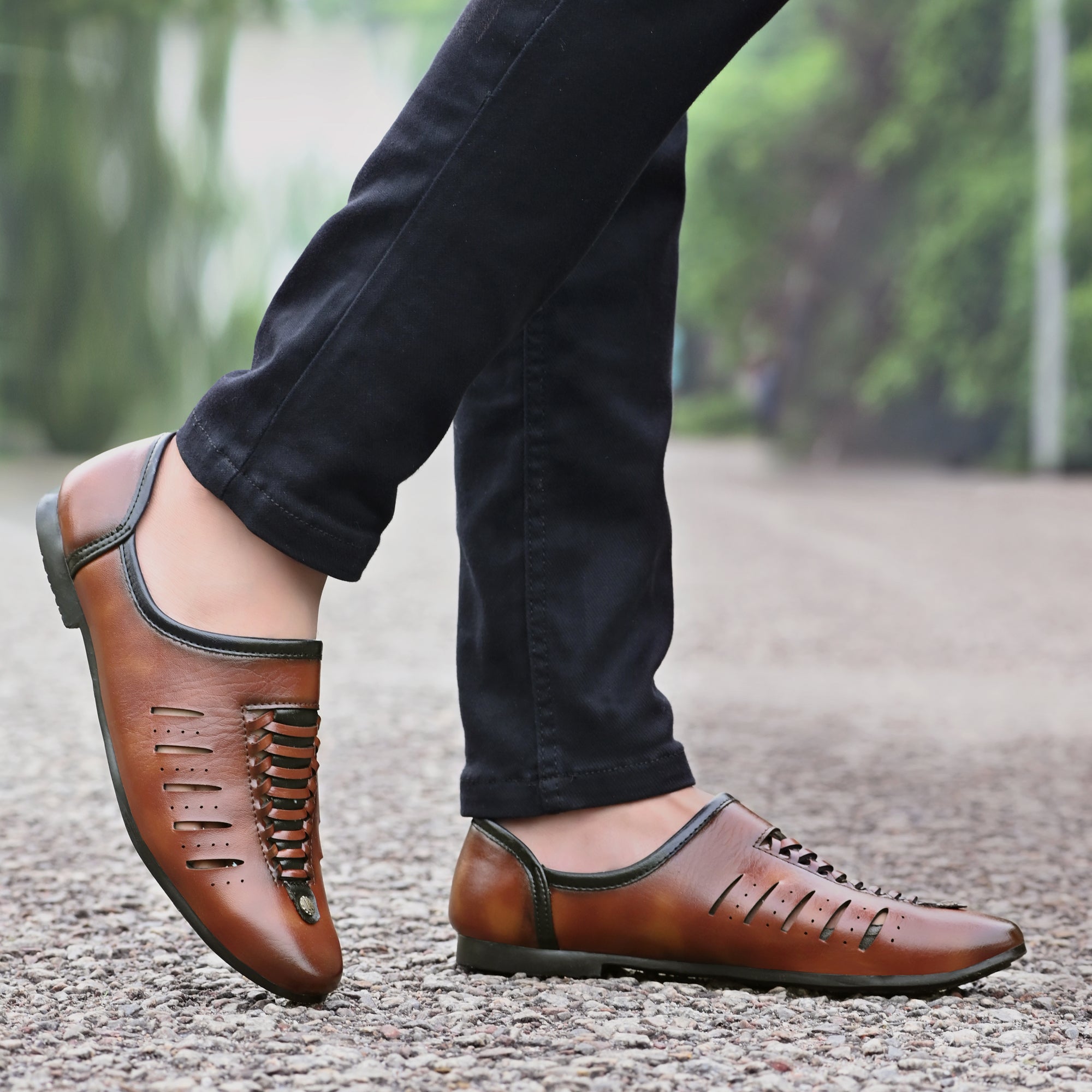 Vellinto MORJHEEL Cool Rajasthani Jutis For Men Mojaris For Men Nagra For Men