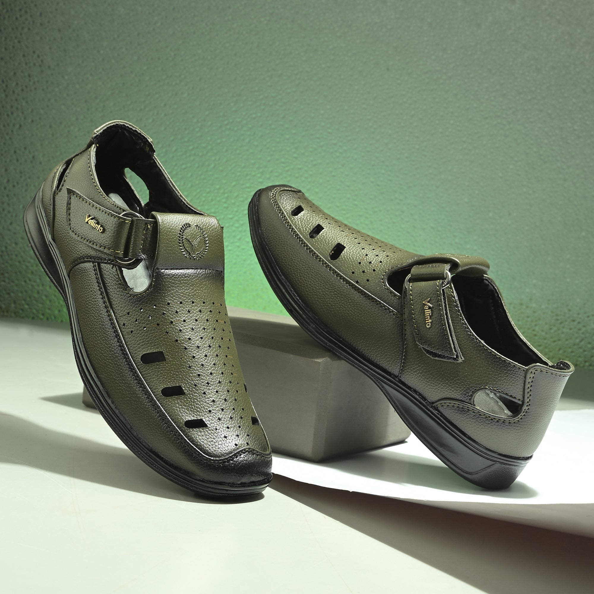 Vellinto Men Sandal