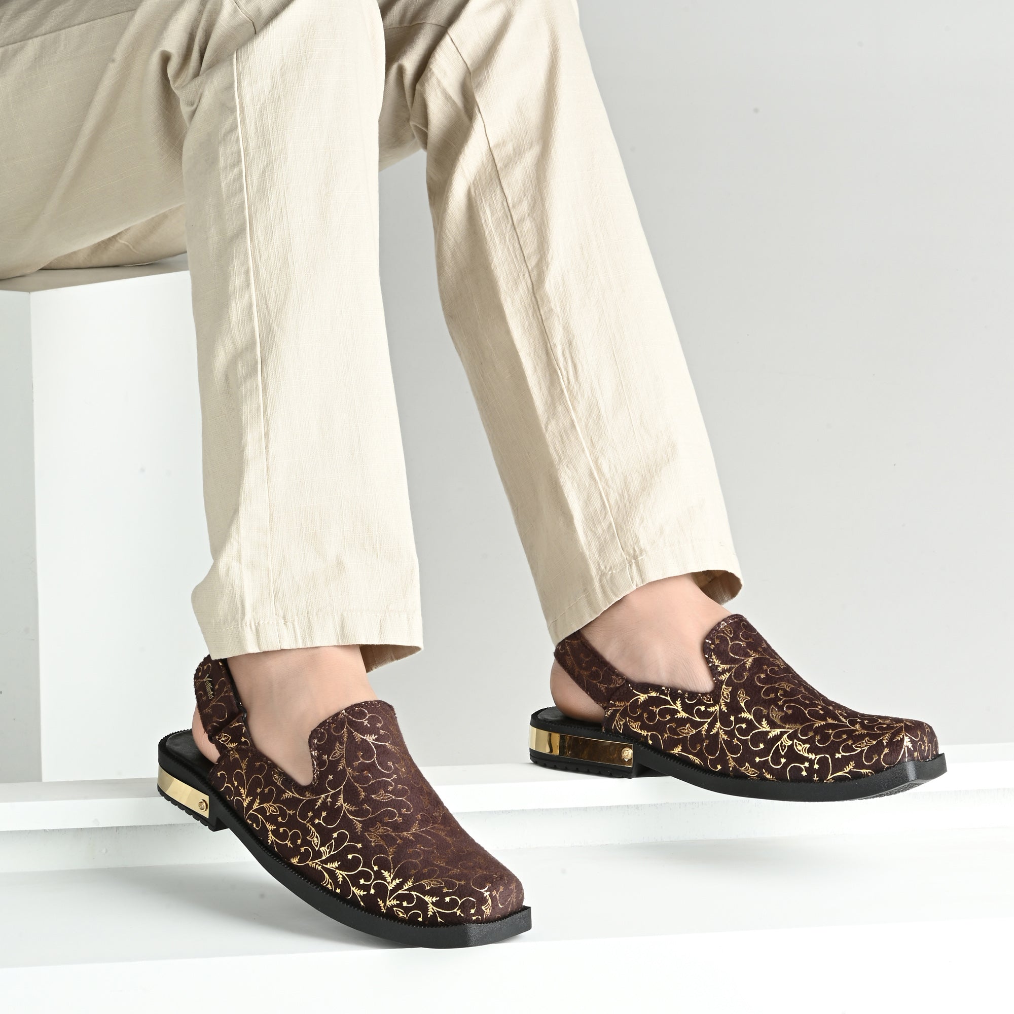 Vellinto Men Sandals