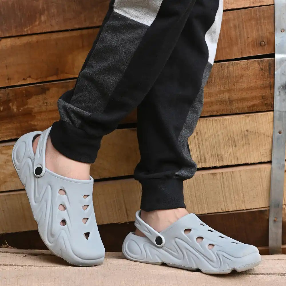 Vellinto SOFTSTRIDE Men Clogs Sandal ll Casual EVA Waterproof Sandals For Men