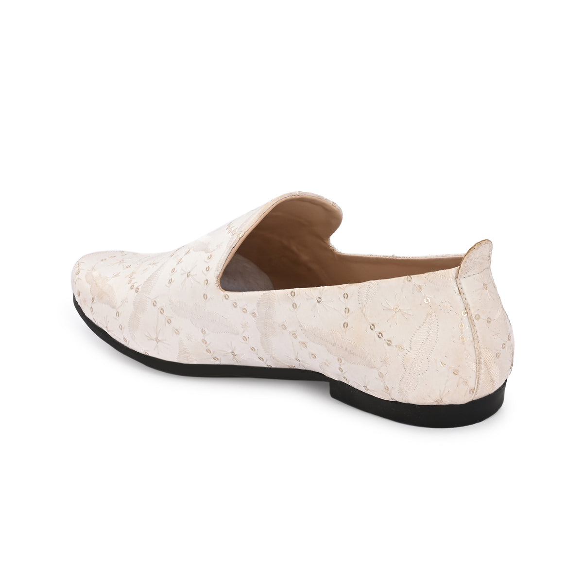 Vellinto Mens MEHER White Embroidered Slip-On Ethnic Party Wear Wedding Shoes for Festive Espadrilles For Men
