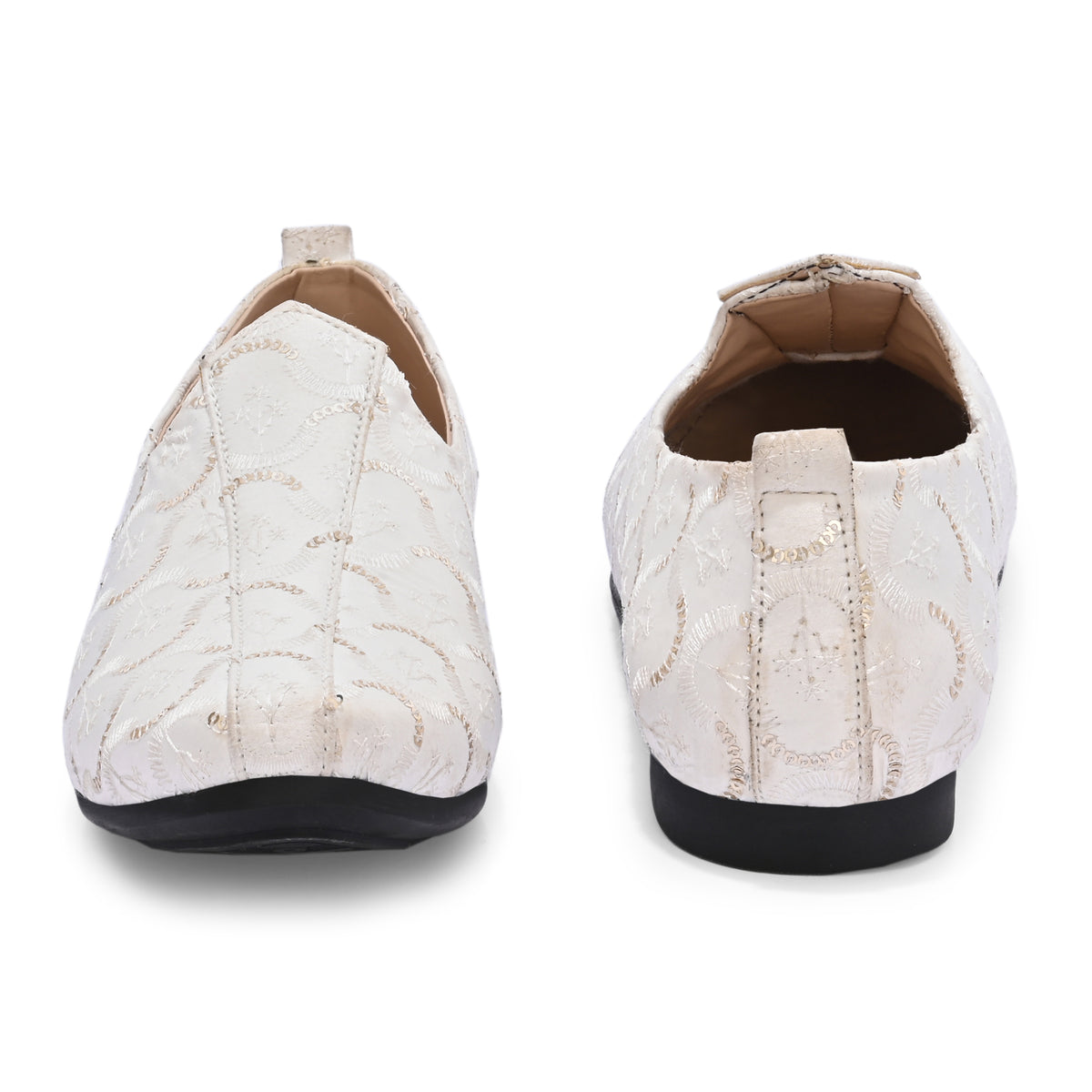 Vellinto SHRIVALLI Party Wear Royal Look Mojaris Juttis Slip On For Men Espadrilles For Men