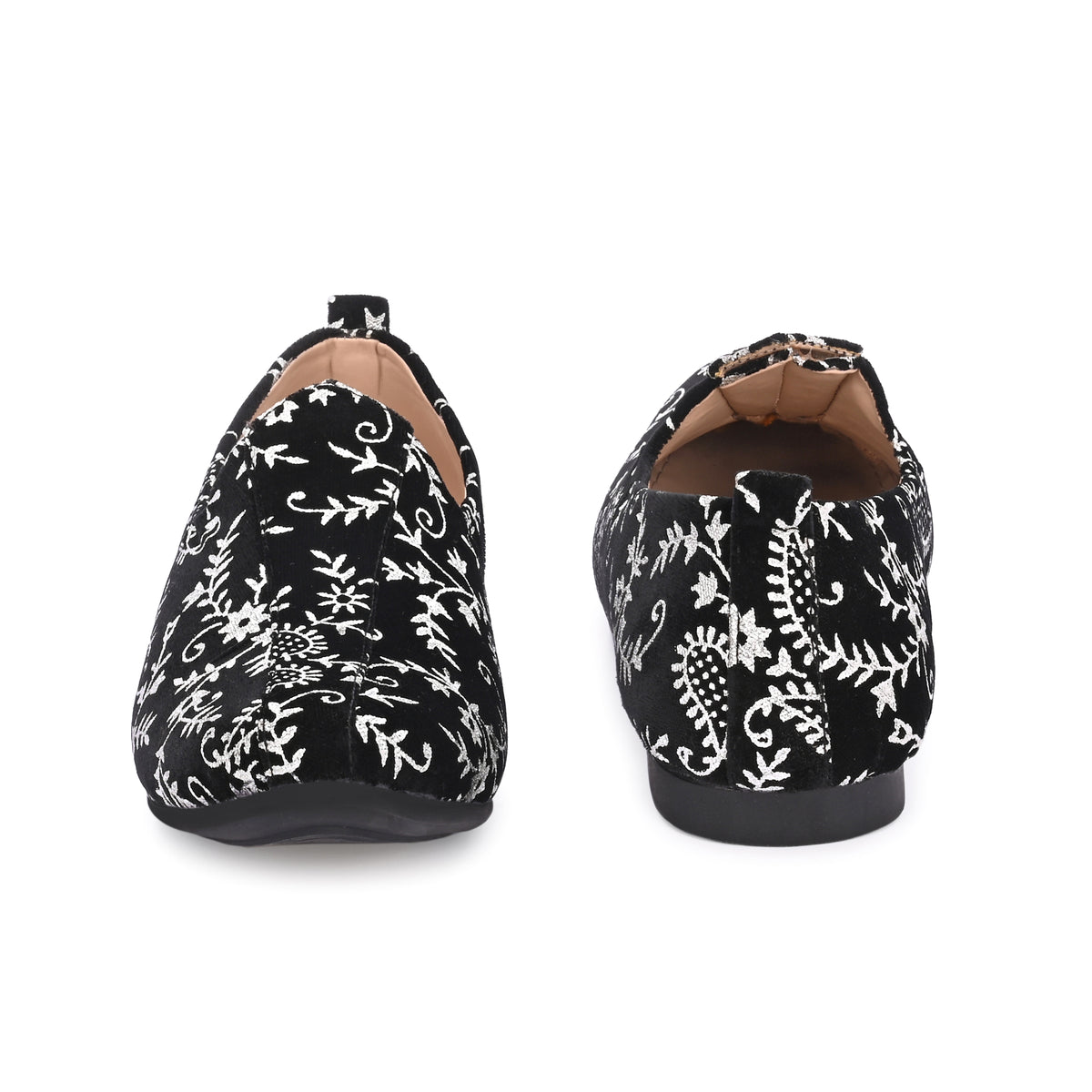 Vellinto Vellinto PHULKARI Party Wear Royal Look Mojaris Juttis Slip On For Men Espadrilles For Men