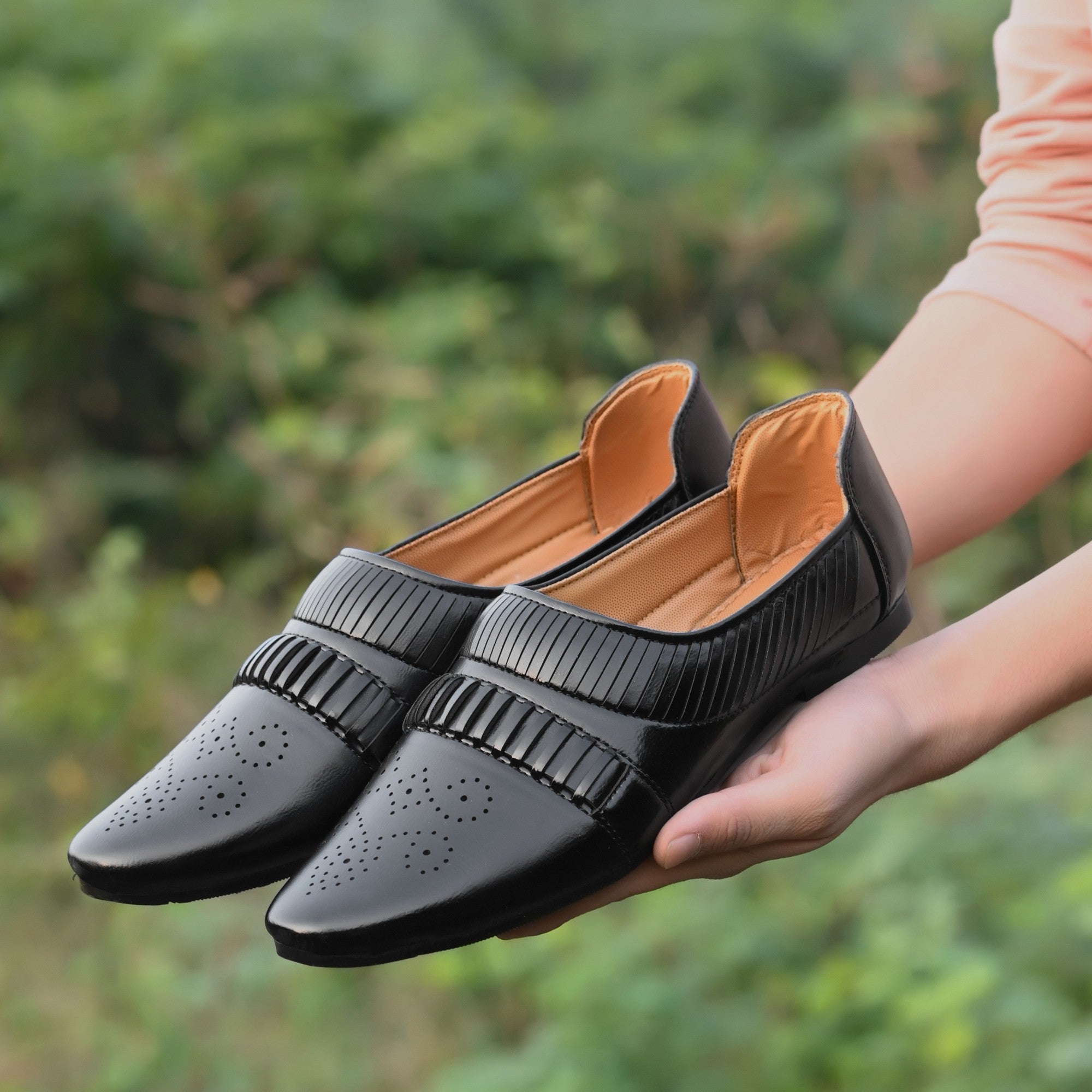 Cool Traditional Jutis For Men Mojaris For Men Nagra For Men Casuals For Men Casuals For Men