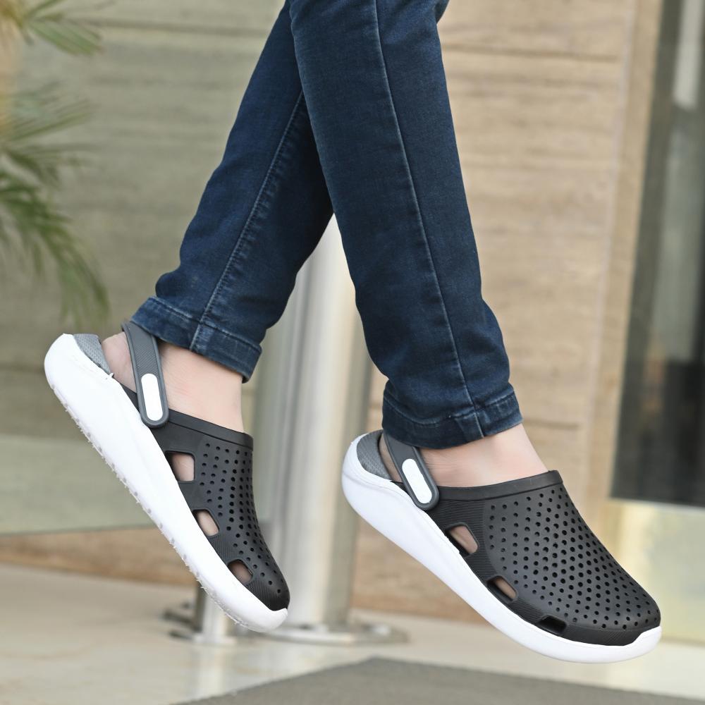 Vellinto STELLER Clogs For Men ll Sandals For Men ll Casual Shoes For Men ll Daily Use Sandals