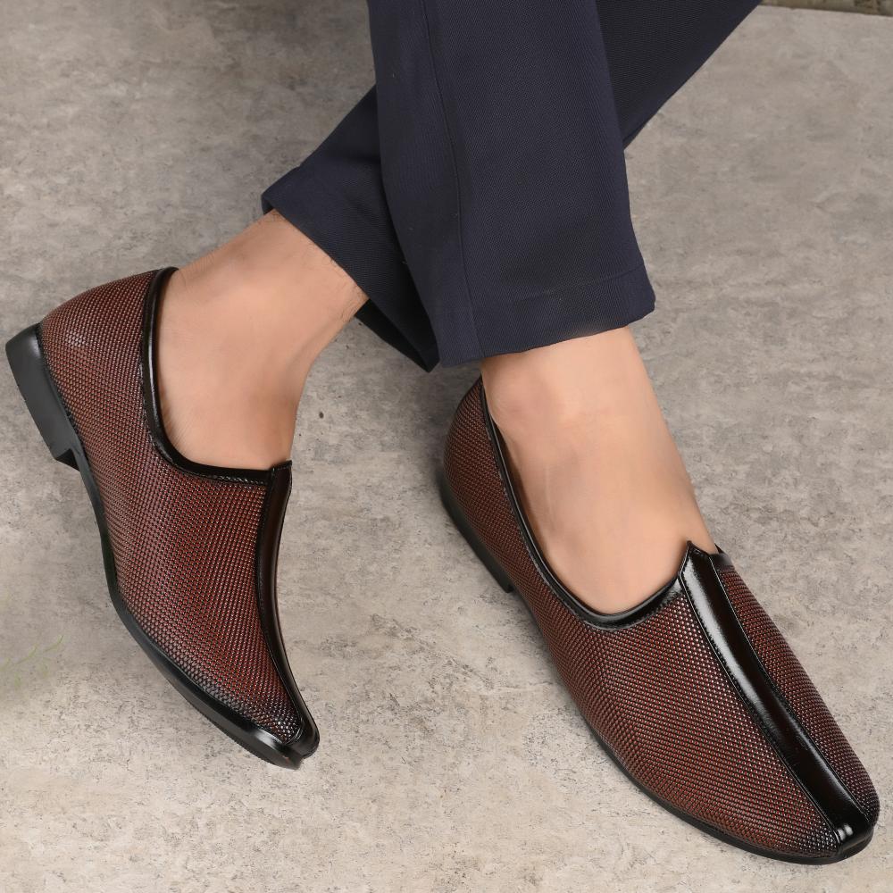 Vellinto HORSEBIT Ethnic Juttis for Men ll Casual Shoes for Men