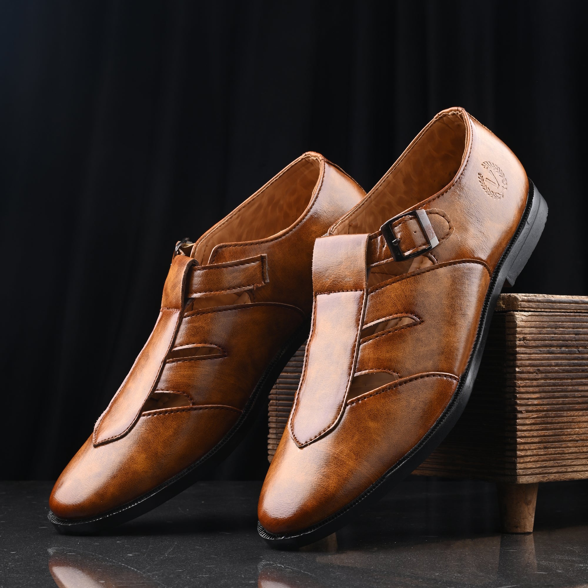 Vellinto Men Sandals