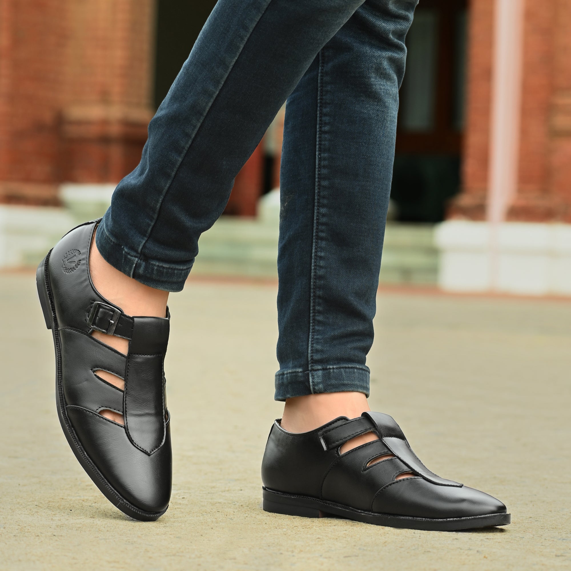 Vellinto Men Sandals