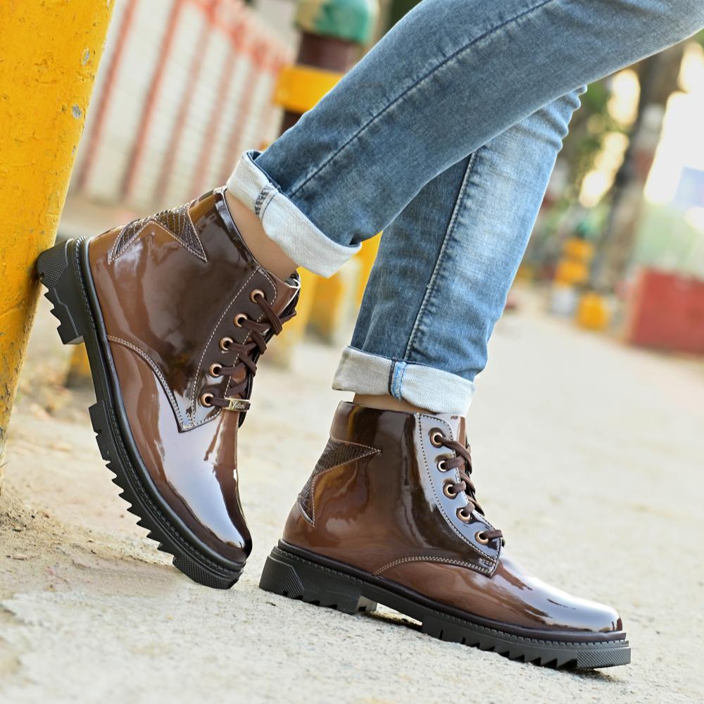 Vellinto SOVEREIGN Royal Party Wear ll Casual ll Latest Patent Leather Boots for Men