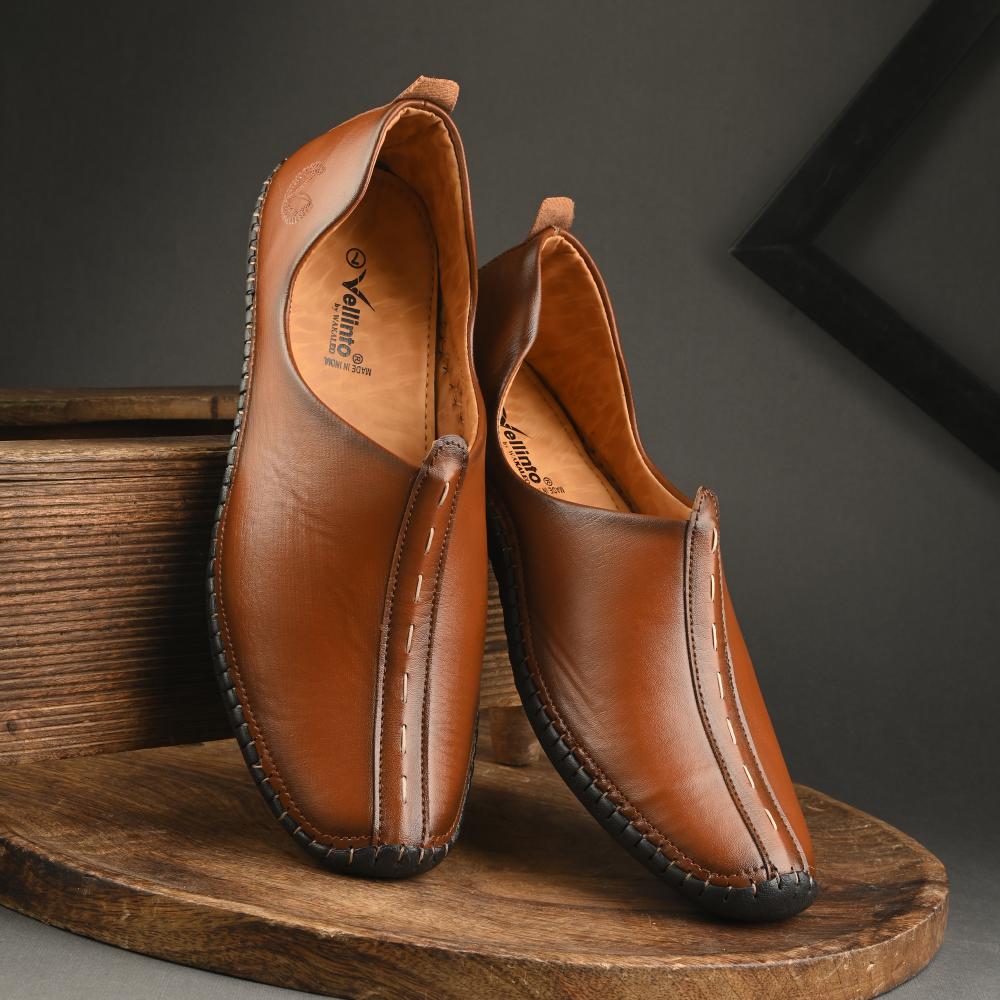 Vellinto CHOKHI Cool Rajasthani Jutis For Men Mojaris For Men Nagra For Men
