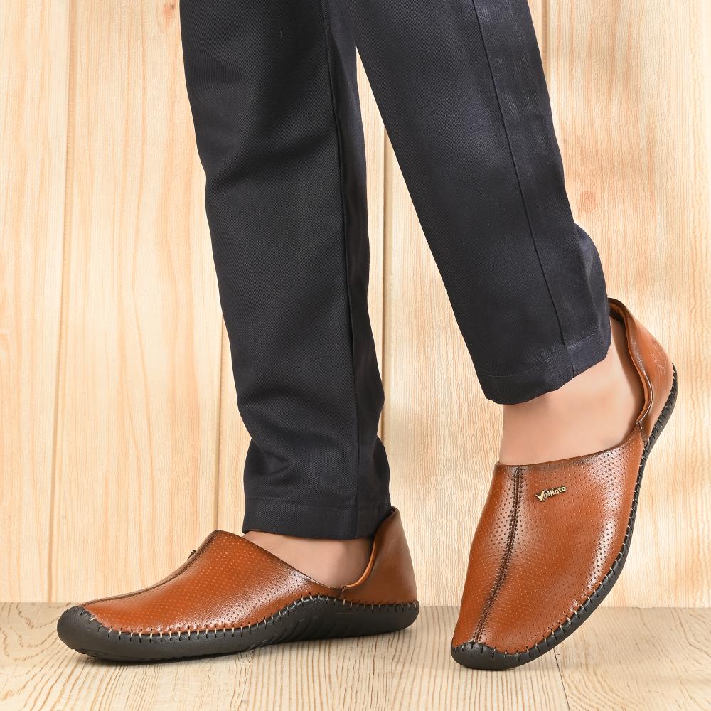Vellinto MEWAR Cool Rajasthani Jutis for Men Mojaris for Men Nagra for Men Beige