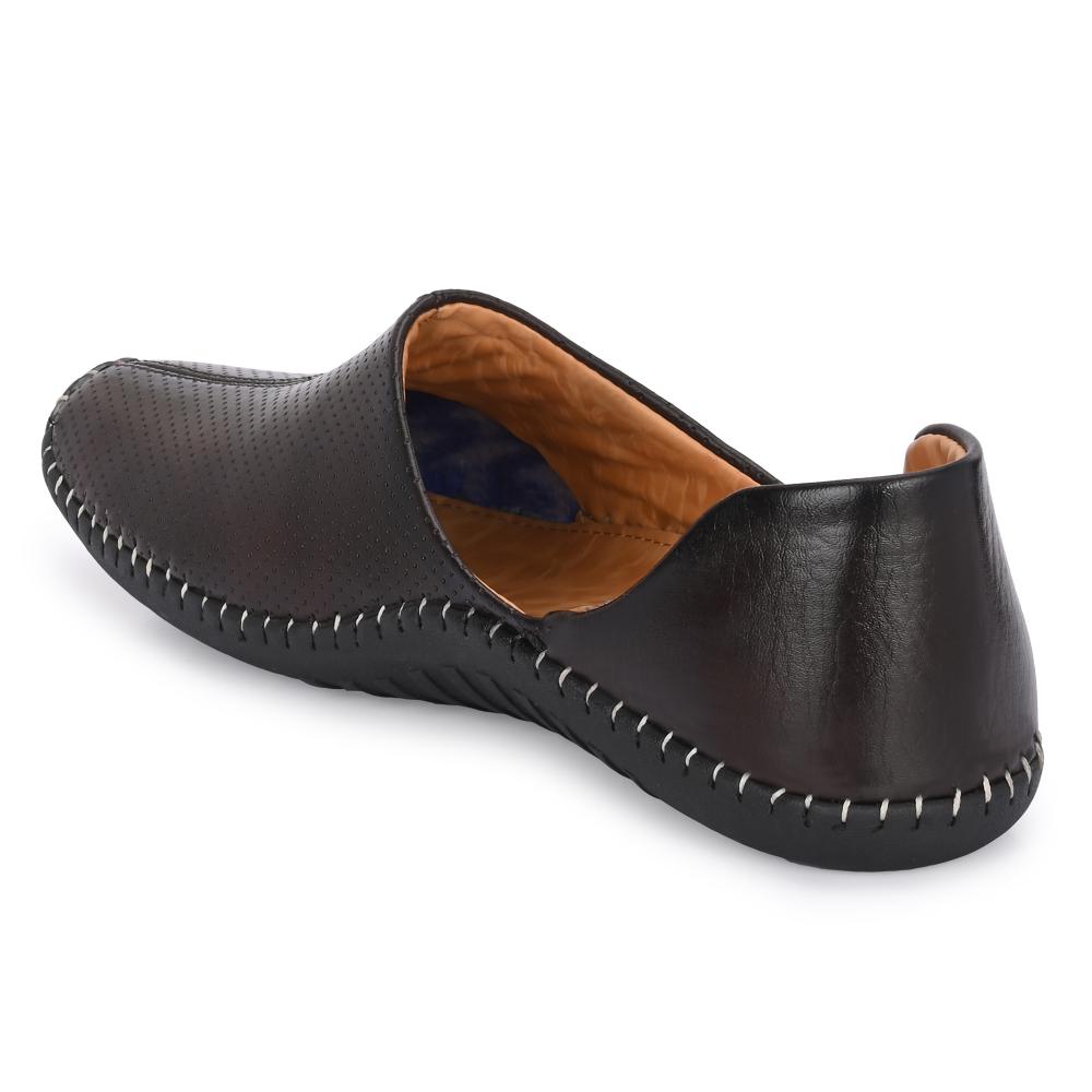Vellinto MEWAR Cool Rajasthani Jutis for Men Mojaris for Men Nagra for Men Beige