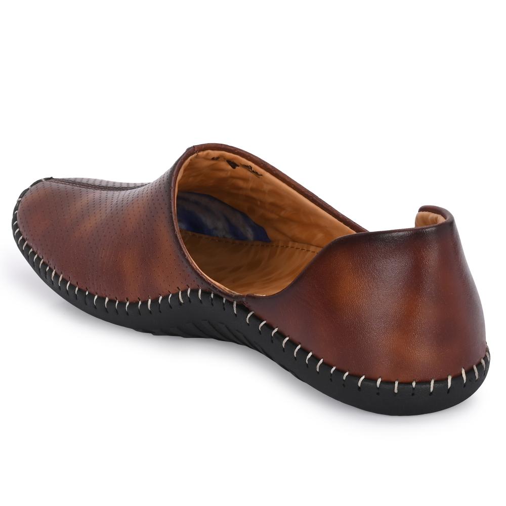 Vellinto MEWAR Cool Rajasthani Jutis for Men Mojaris for Men Nagra for Men Beige