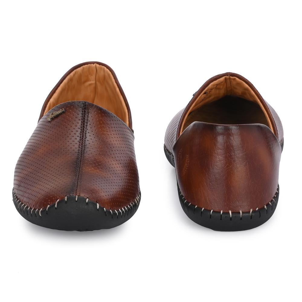 Vellinto MEWAR Cool Rajasthani Jutis for Men Mojaris for Men Nagra for Men Beige