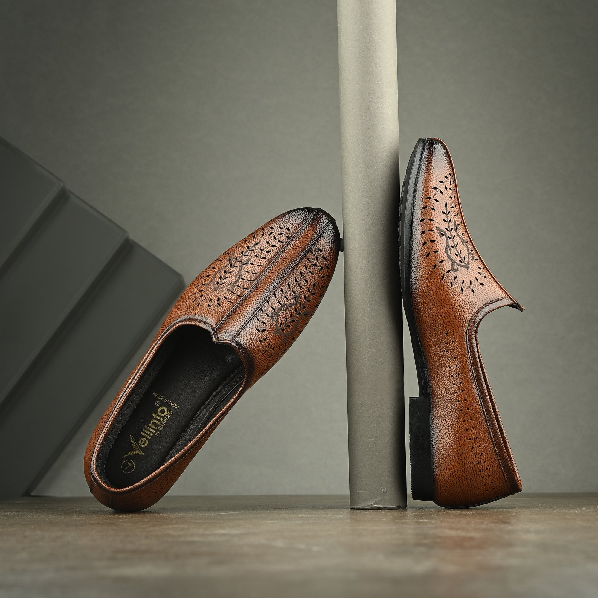 Vellinto KIERAN Cool Vellinto CHARM Ethnic Jutis For Men Mojaris For Men Nagra For Men