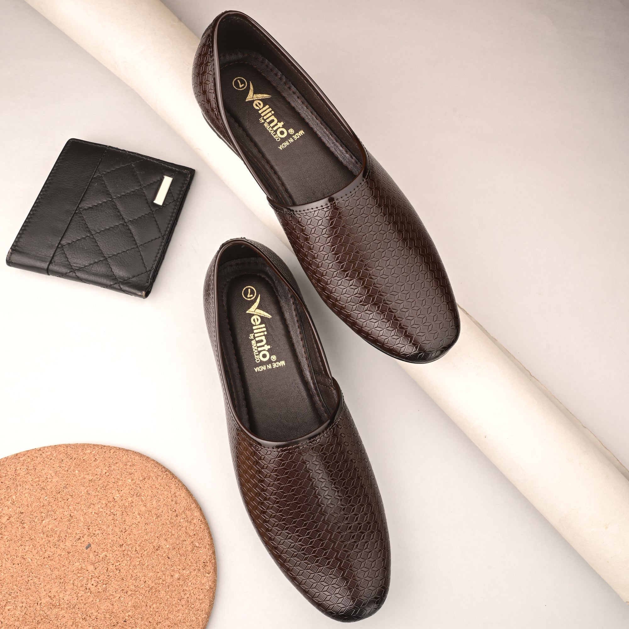 Vellinto VELOS Ethnic Patent Shoes For Men ll Naagra/Juttis/ Mojaris
