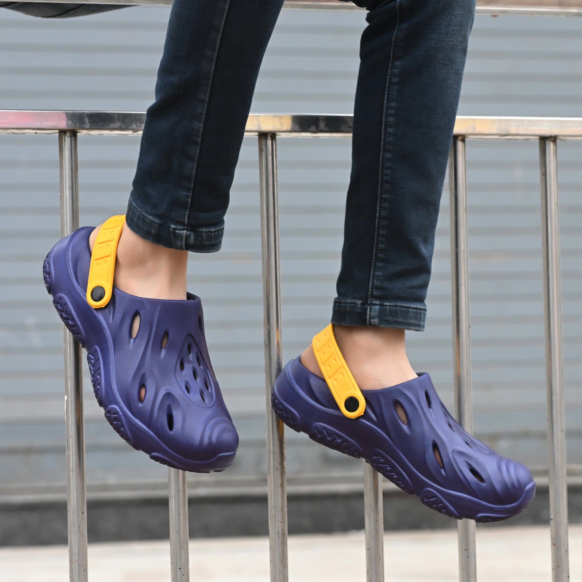 Vellinto WAVERIDE Men's EVA Clogs Sandal ll Daily-Use Waterproof Clogs For Men